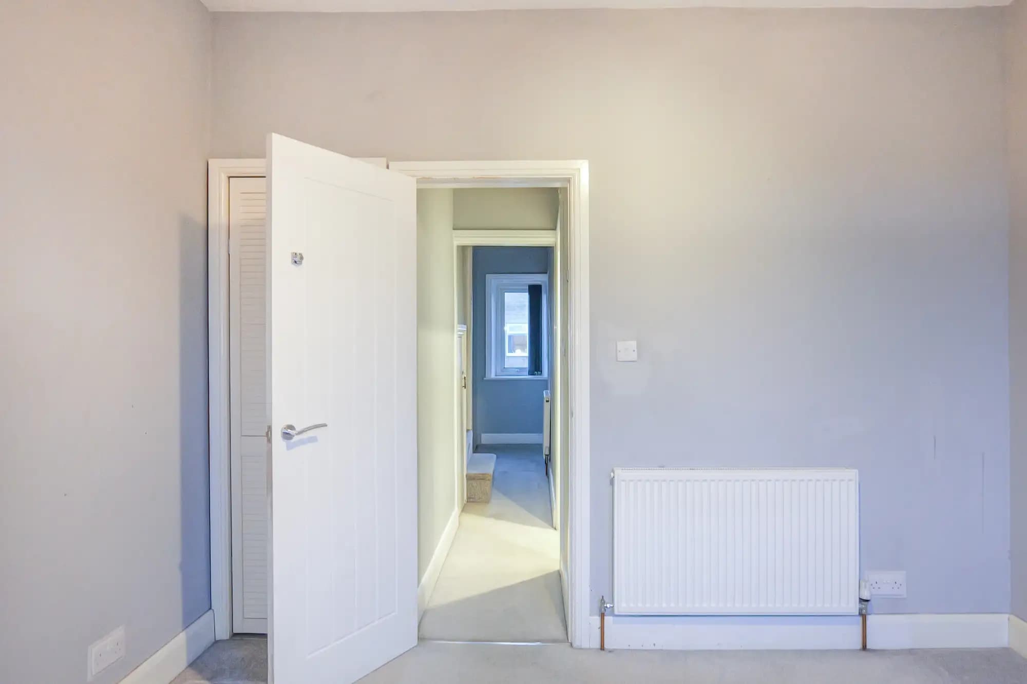 property photo 15 of 34