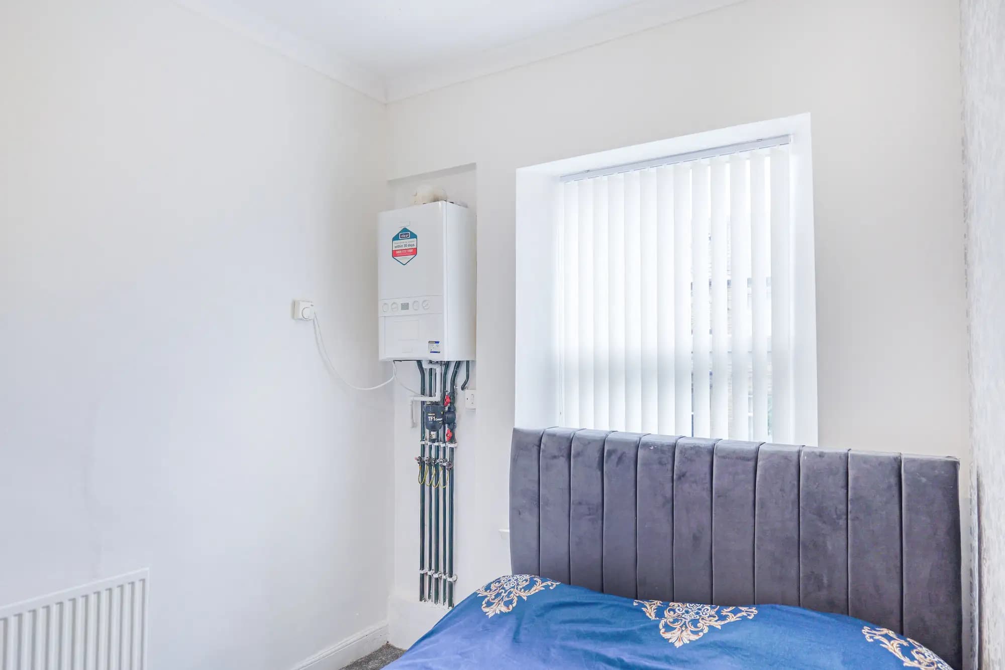 property photo 13 of 20