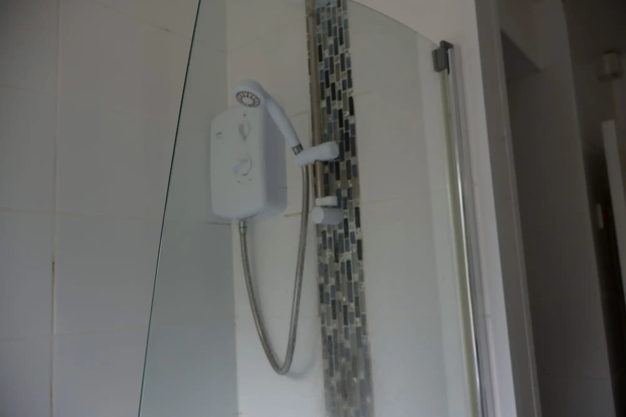 property photo 10 of 15