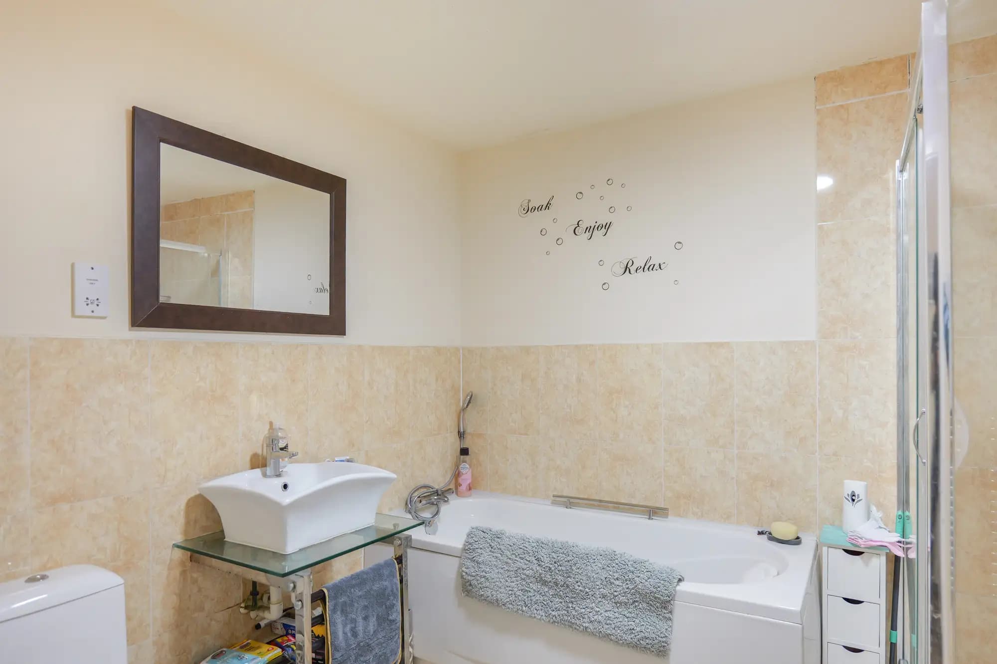 property photo 7 of 16