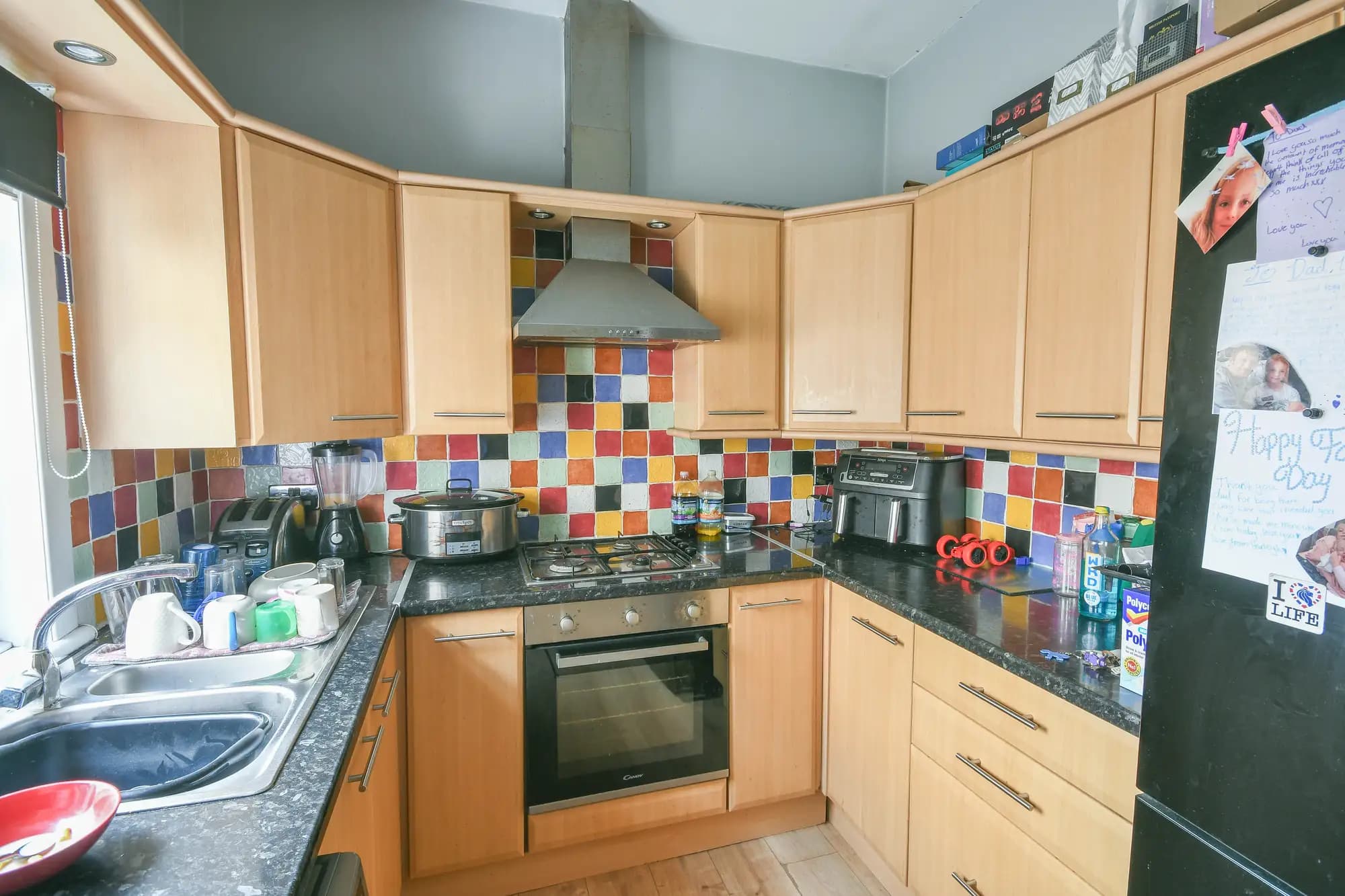 property photo 6 of 18