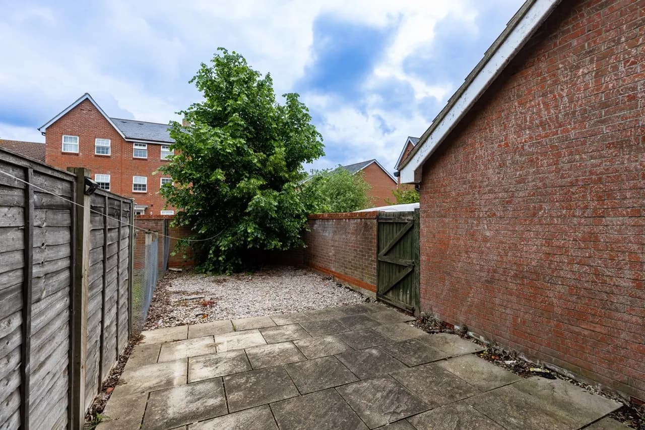 property photo 23 of 24