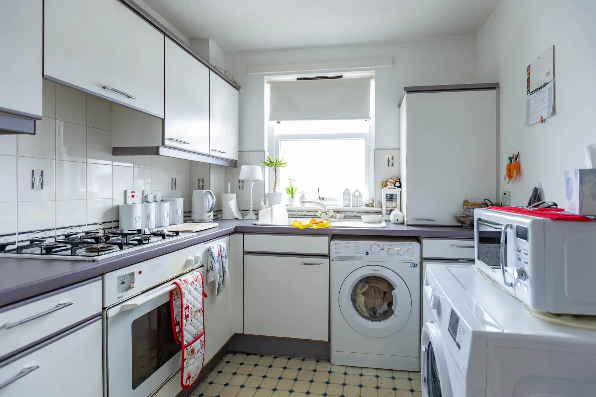 property photo 8 of 34