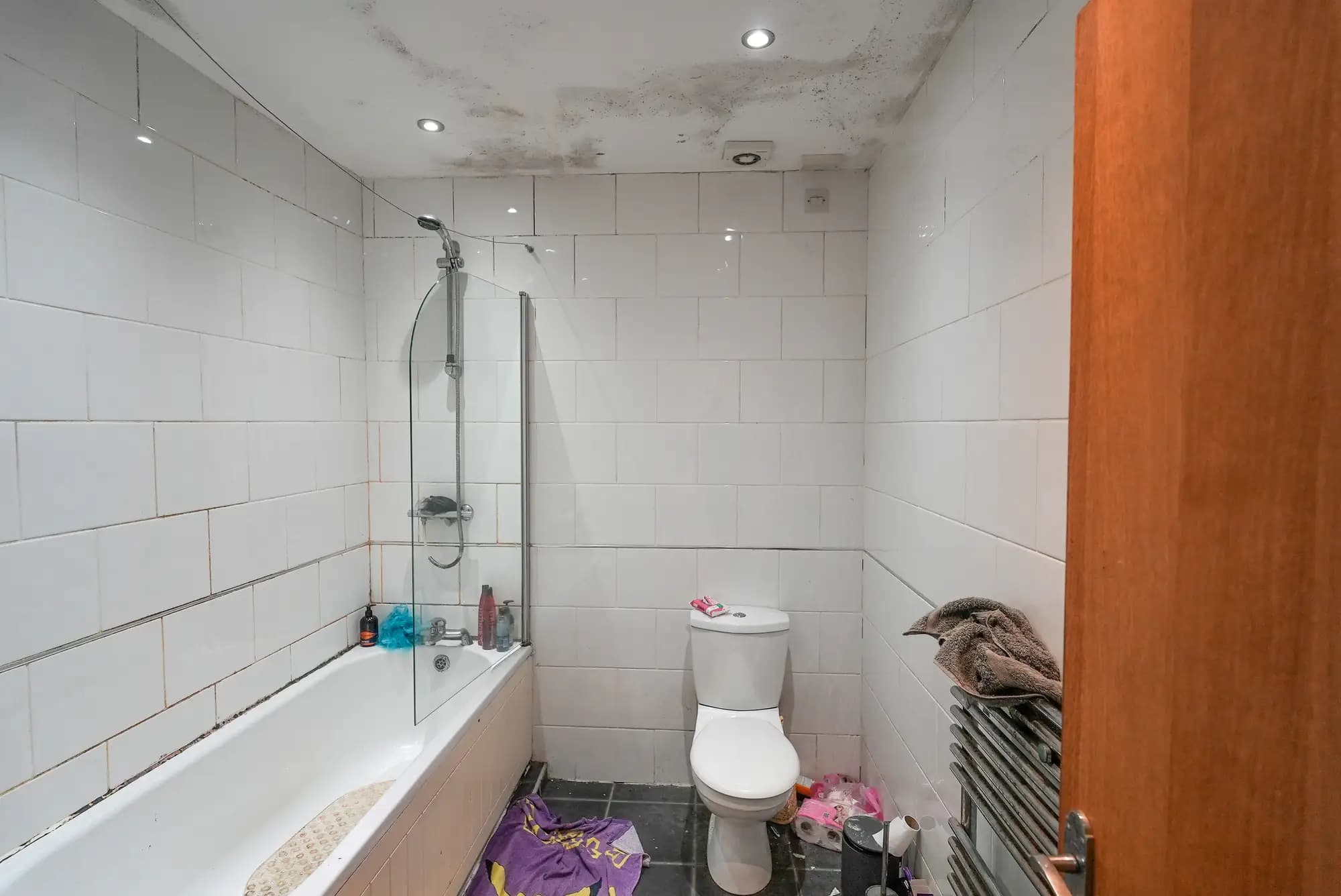 property photo 9 of 27