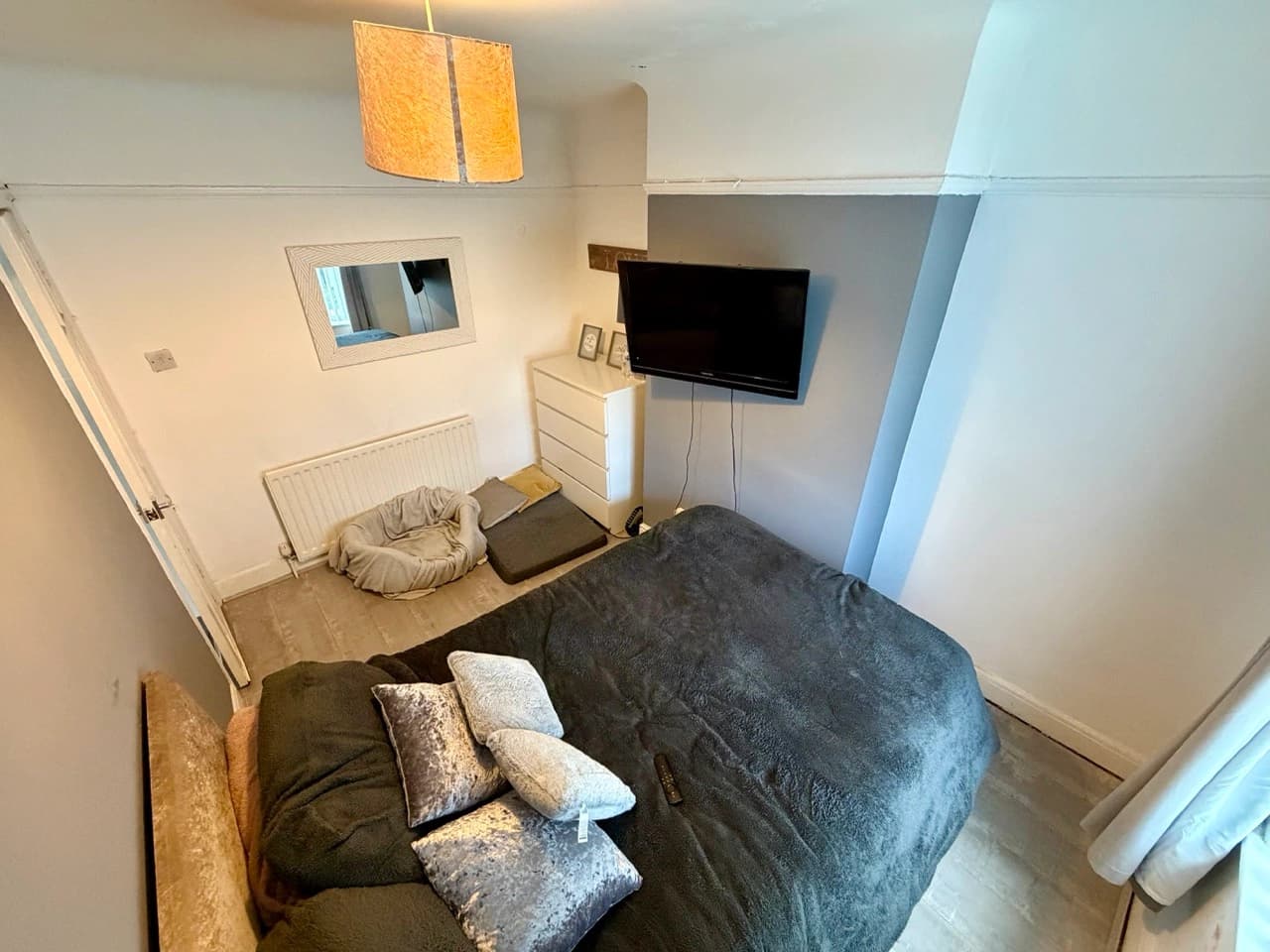 property photo 18 of 42