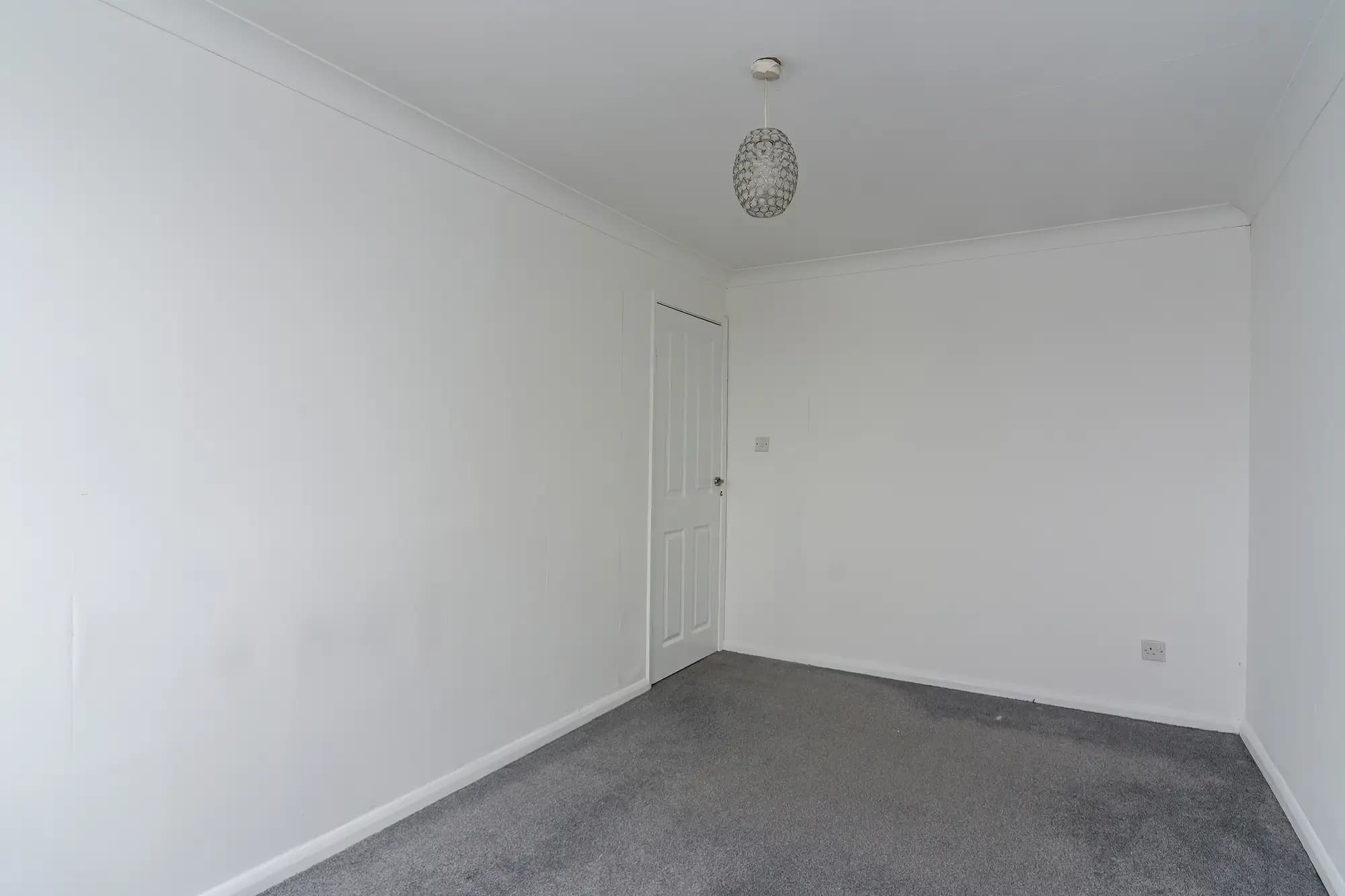 property photo 13 of 21