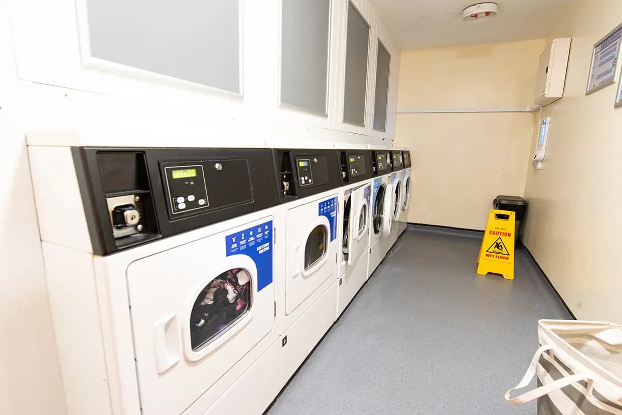 property photo 13 of 16