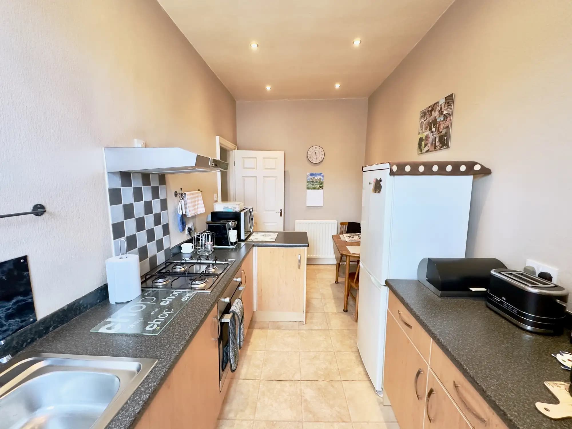 property photo 6 of 30