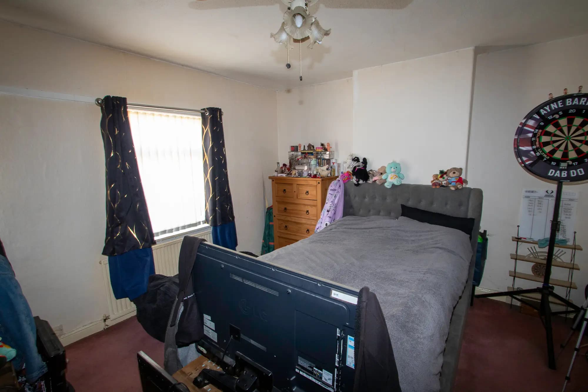 property photo 12 of 25