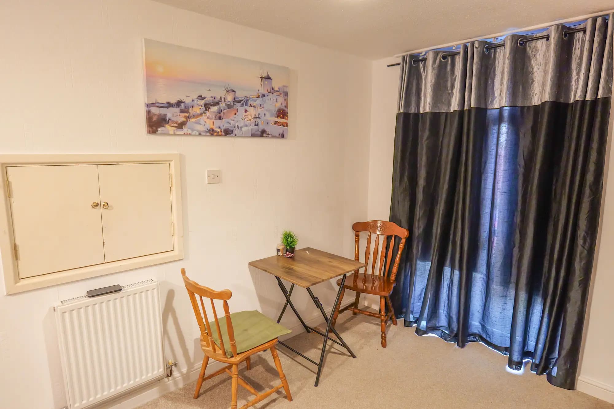 property photo 6 of 31