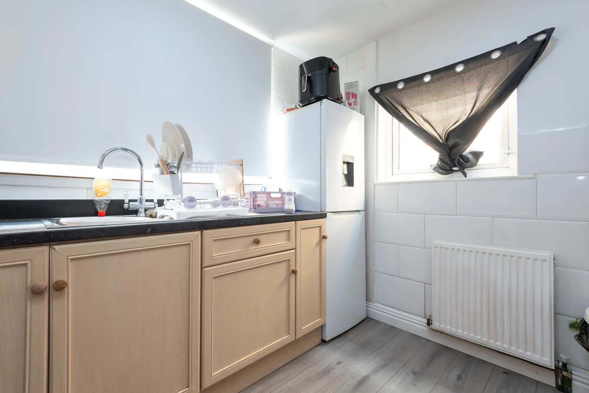 property photo 7 of 17