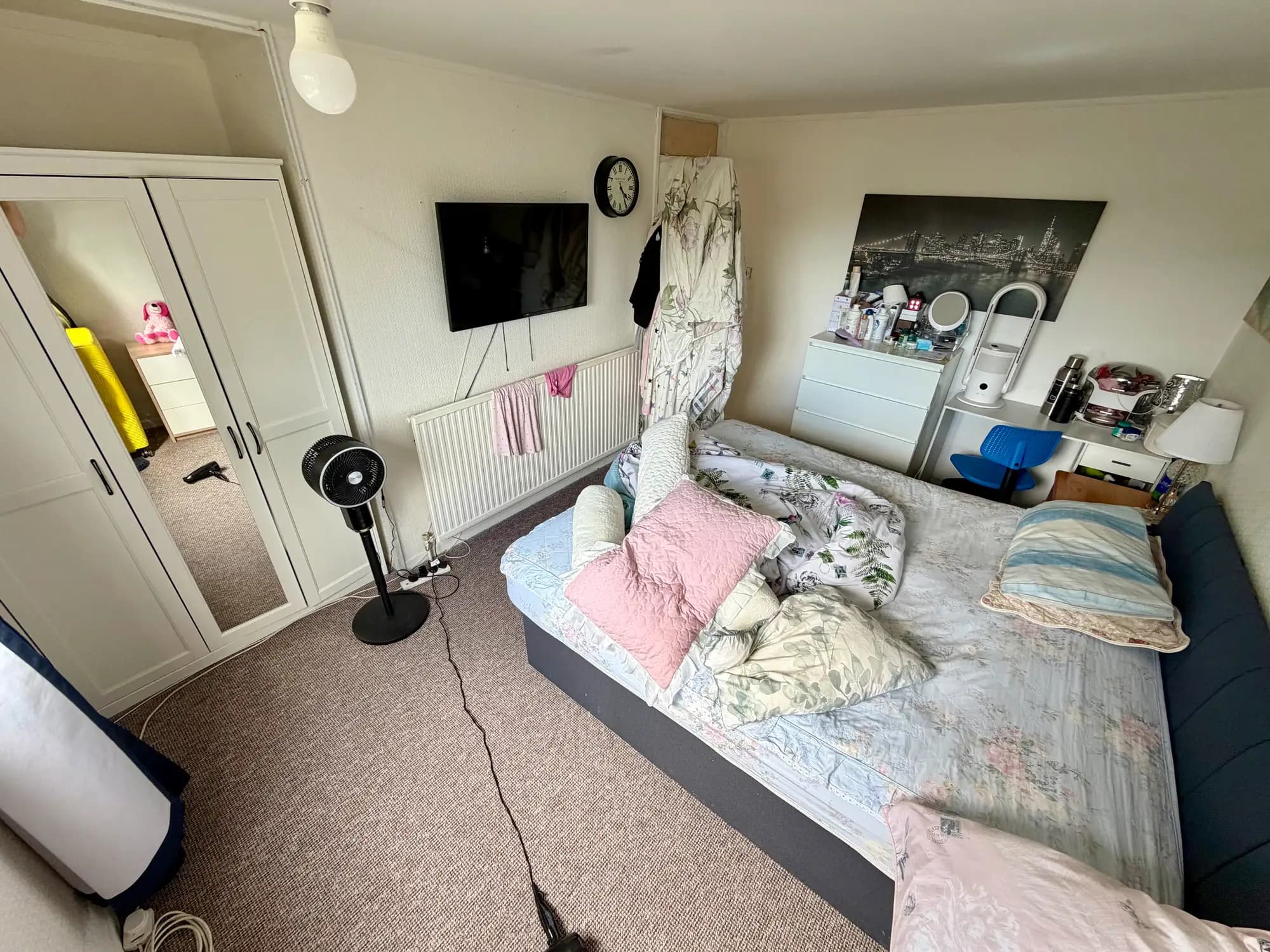 property photo 16 of 29