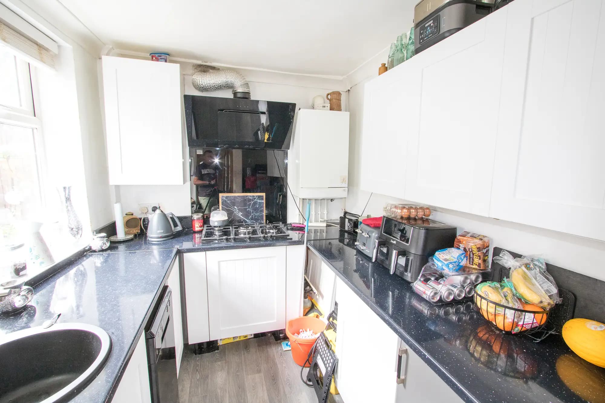 property photo 6 of 15