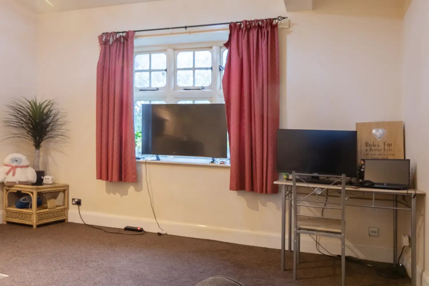 property photo 2 of 26