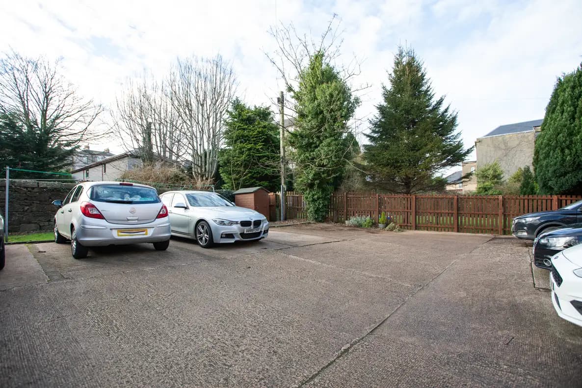 property photo 27 of 29