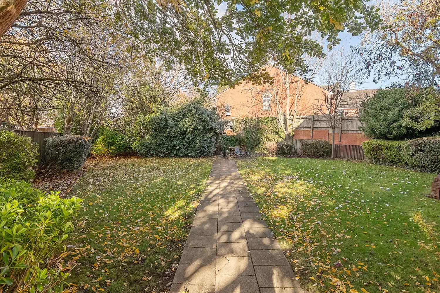 property photo 25 of 28