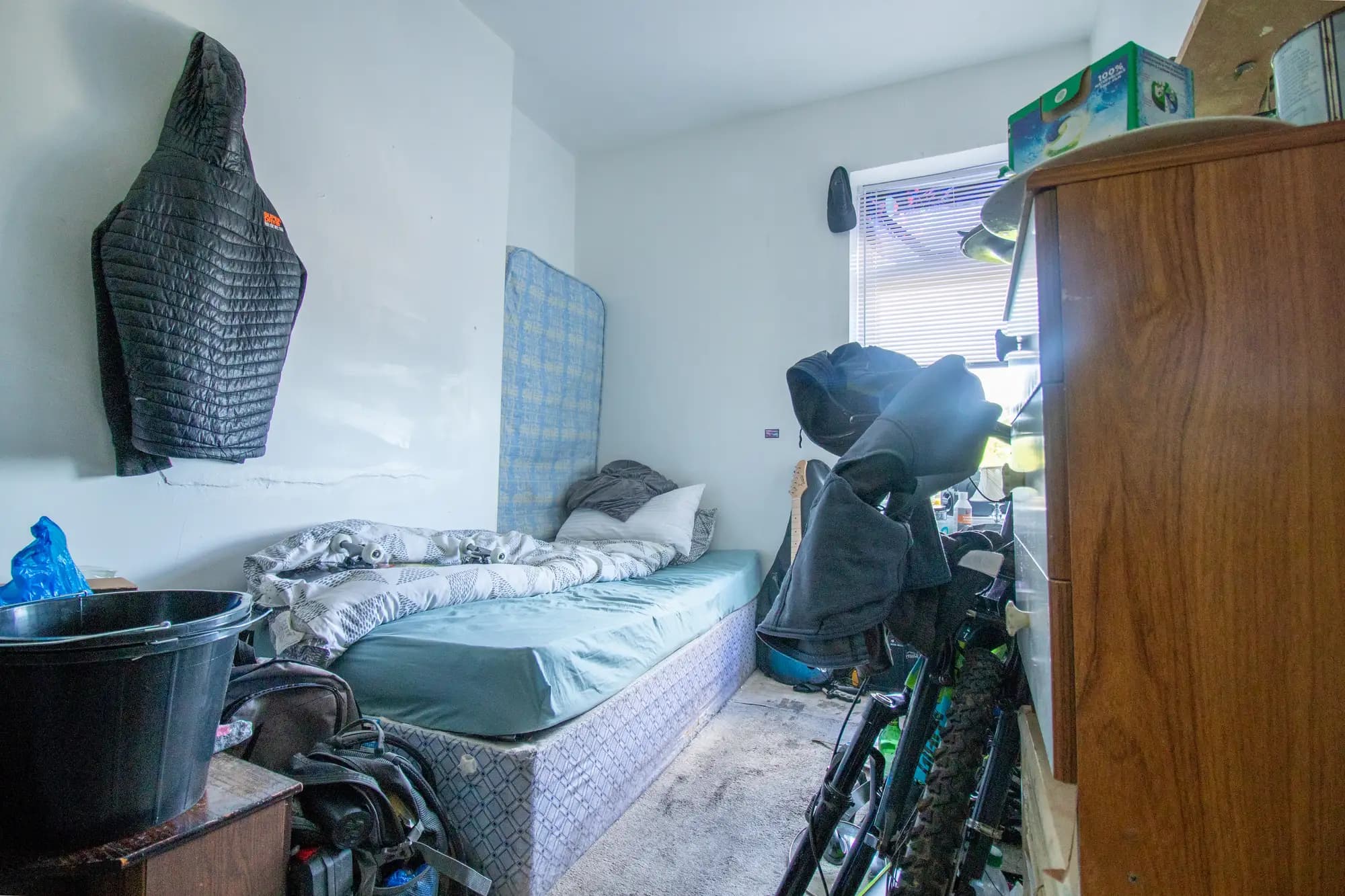 property photo 6 of 10