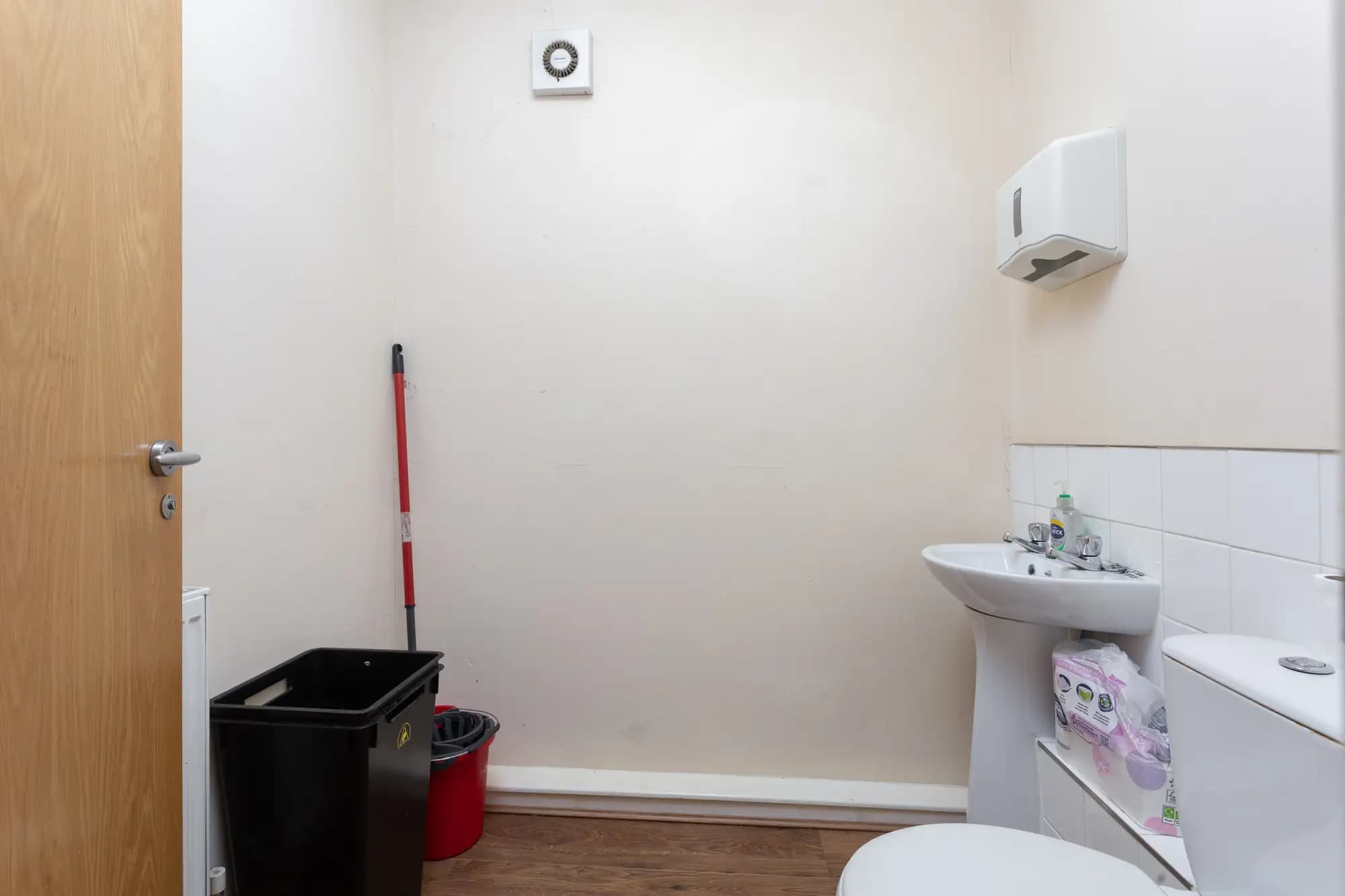 property photo 18 of 22