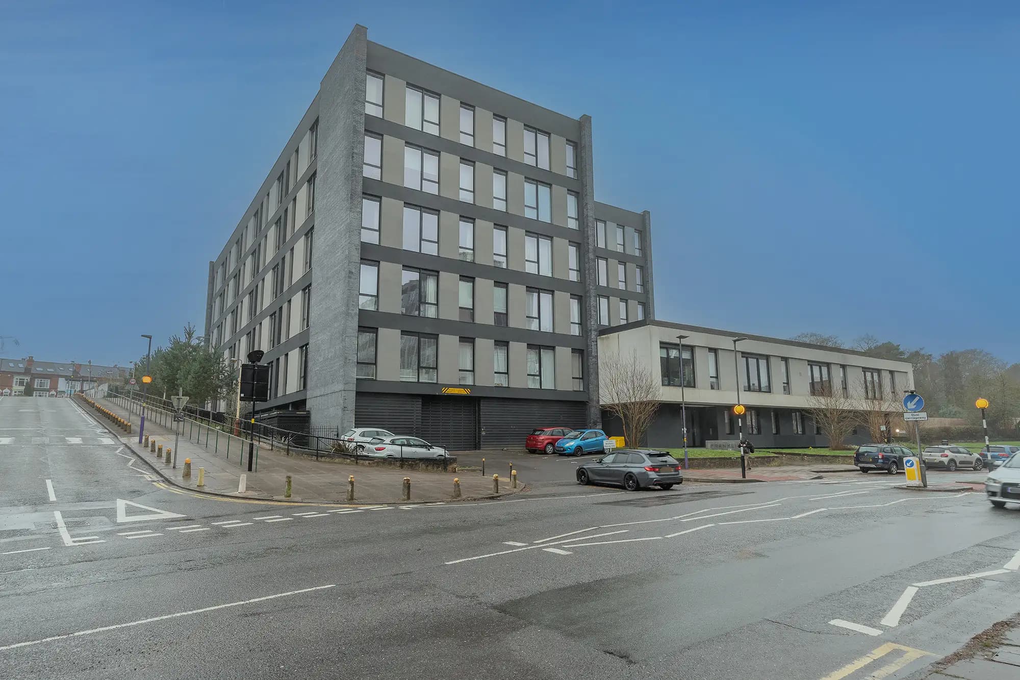 property photo 1 of 21