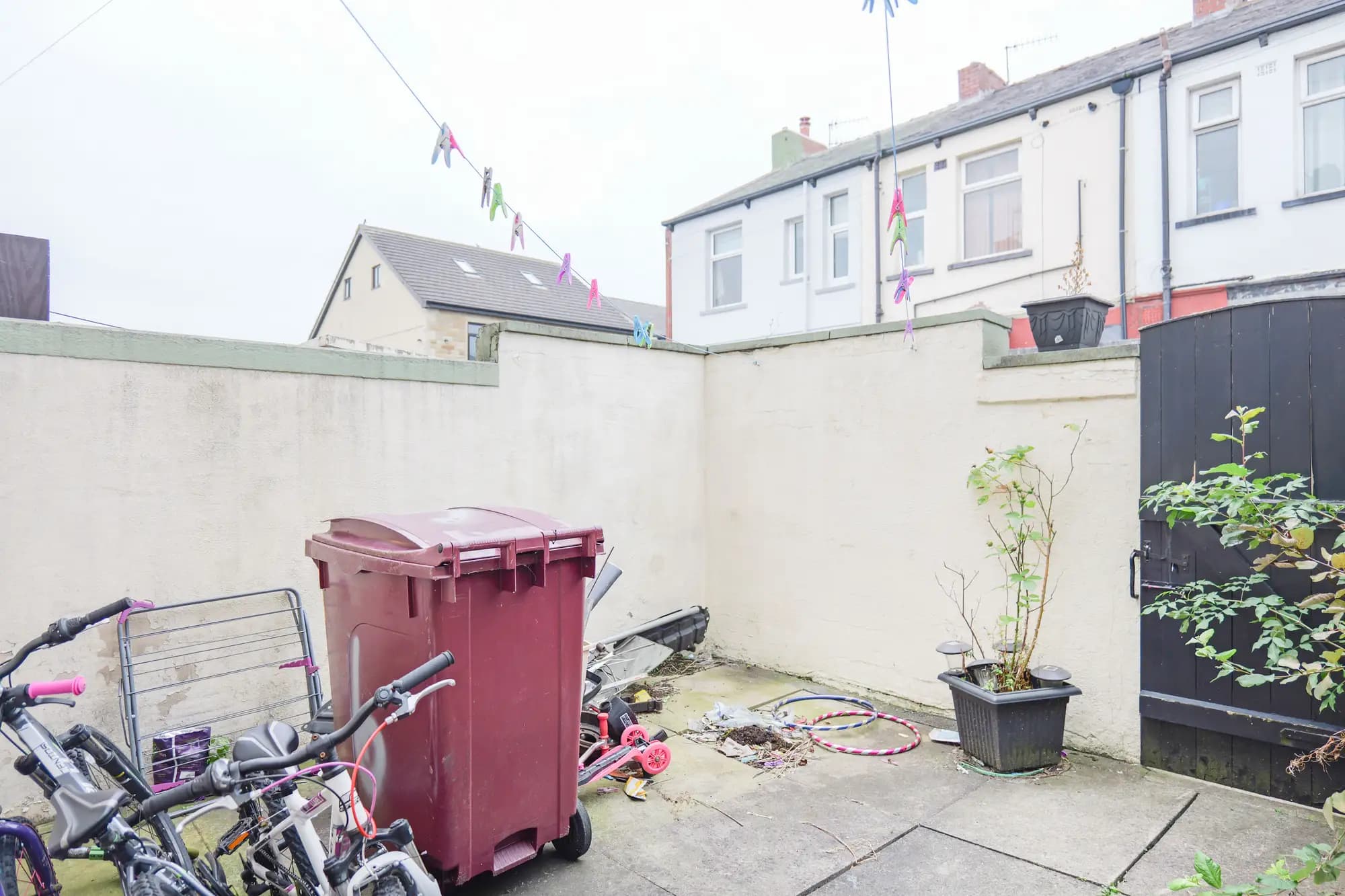 property photo 20 of 24