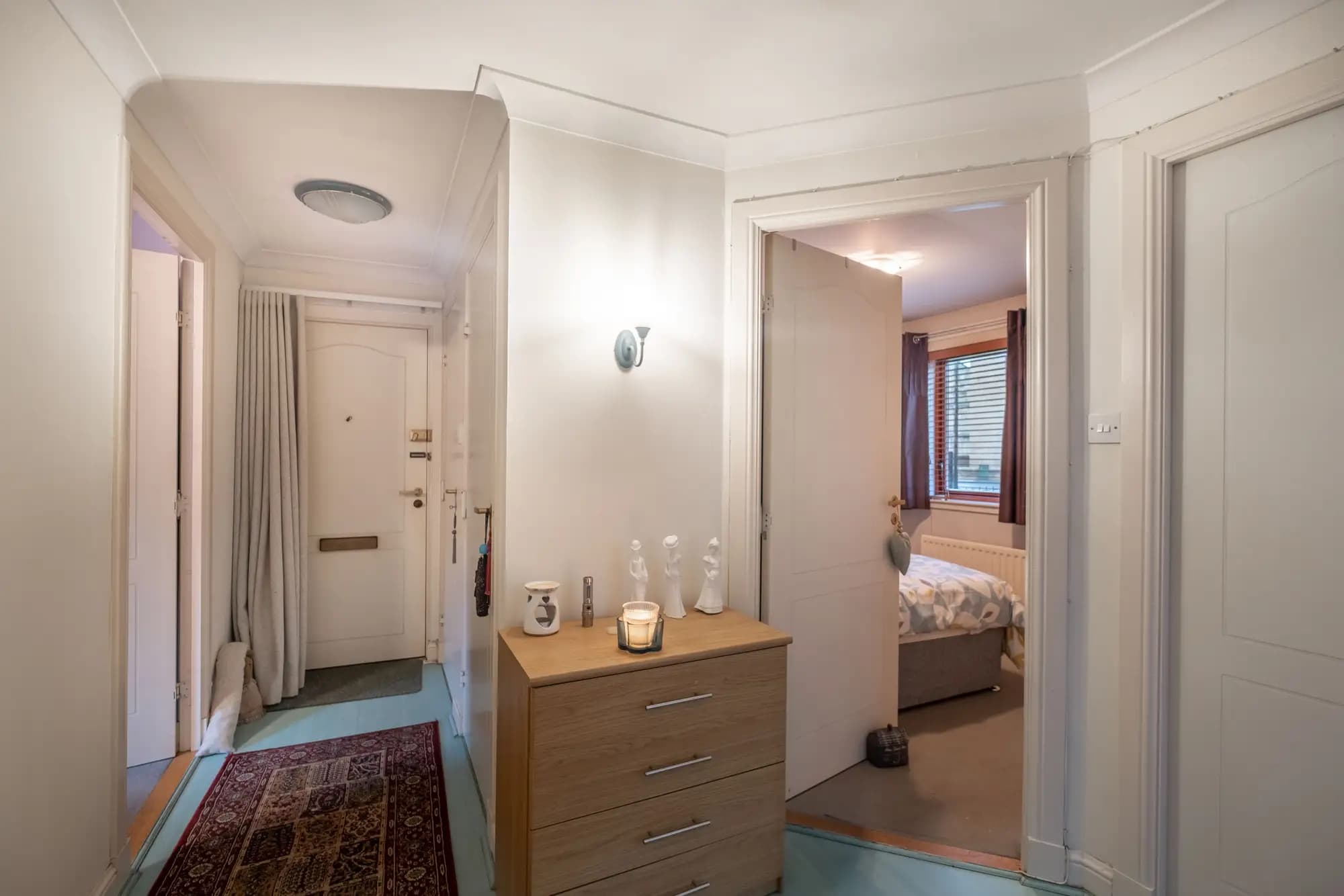 property photo 25 of 34