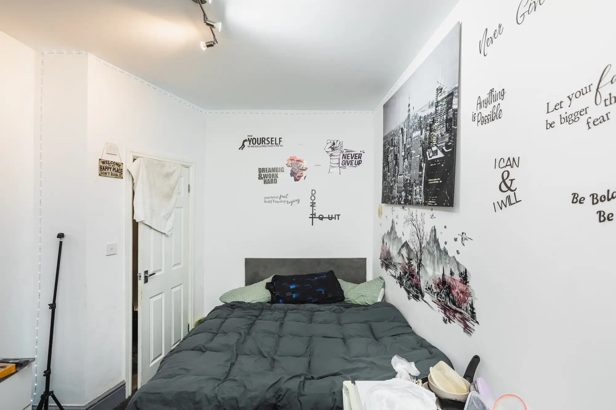 property photo 31 of 40