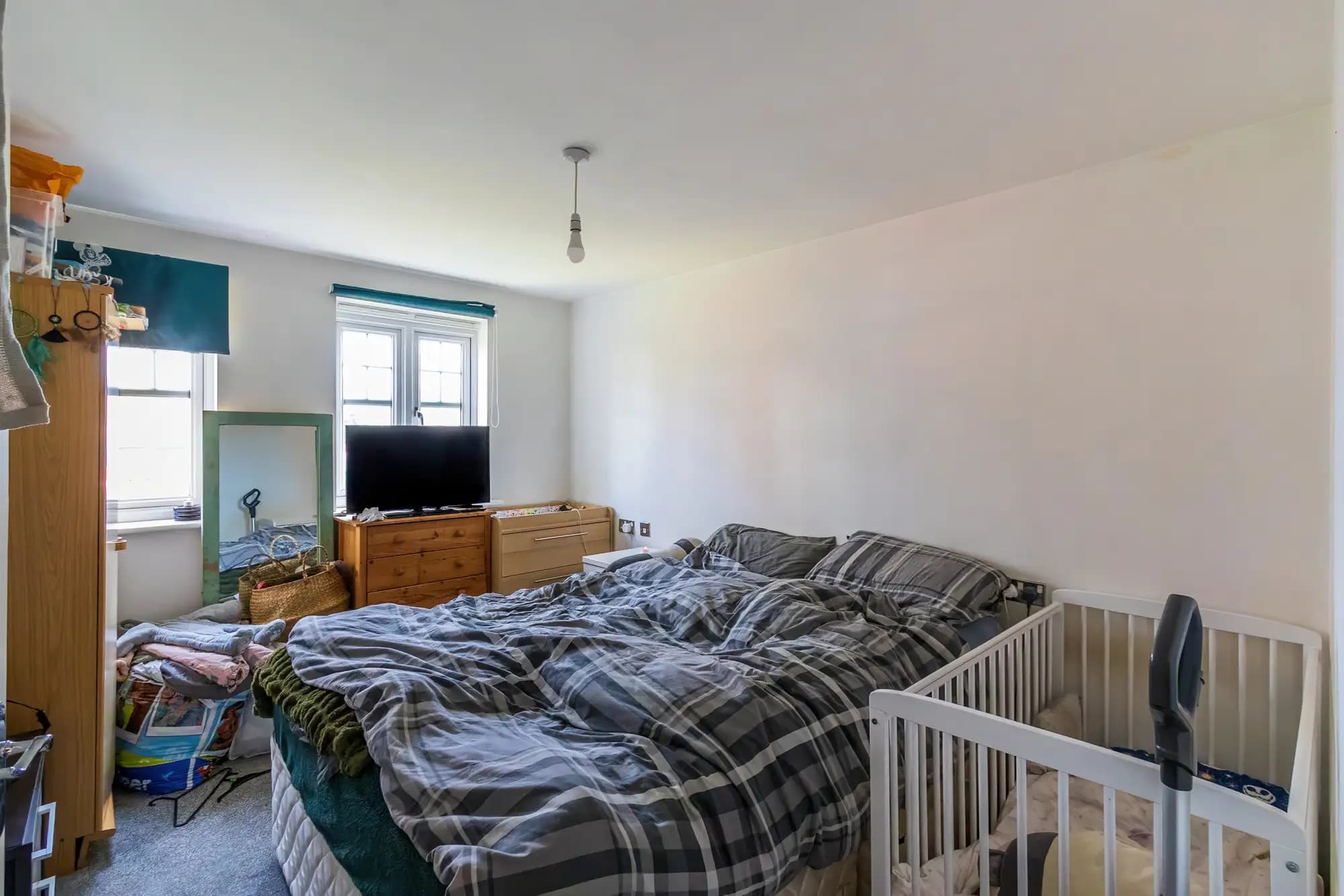 property photo 9 of 14