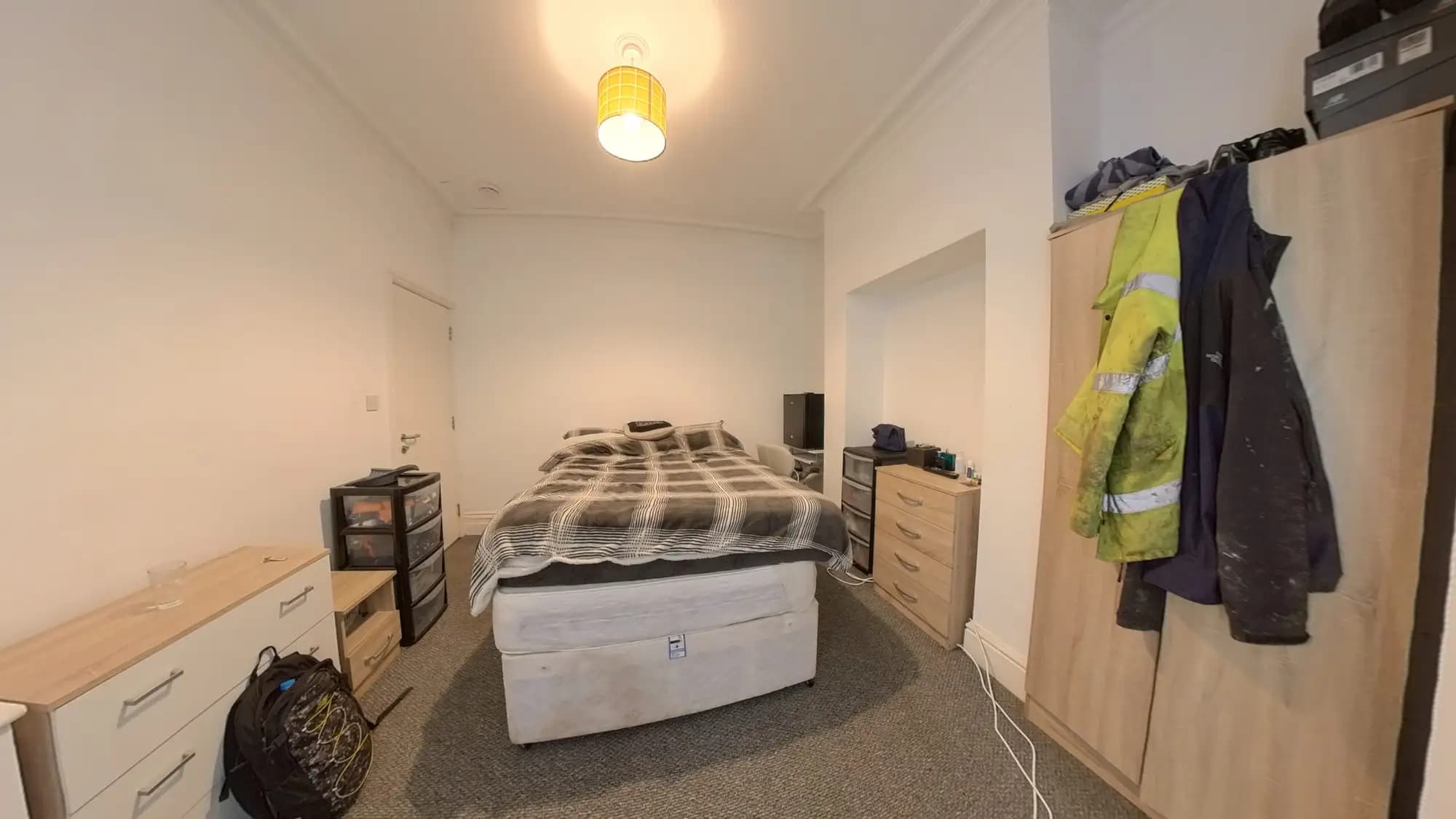 property photo 15 of 25