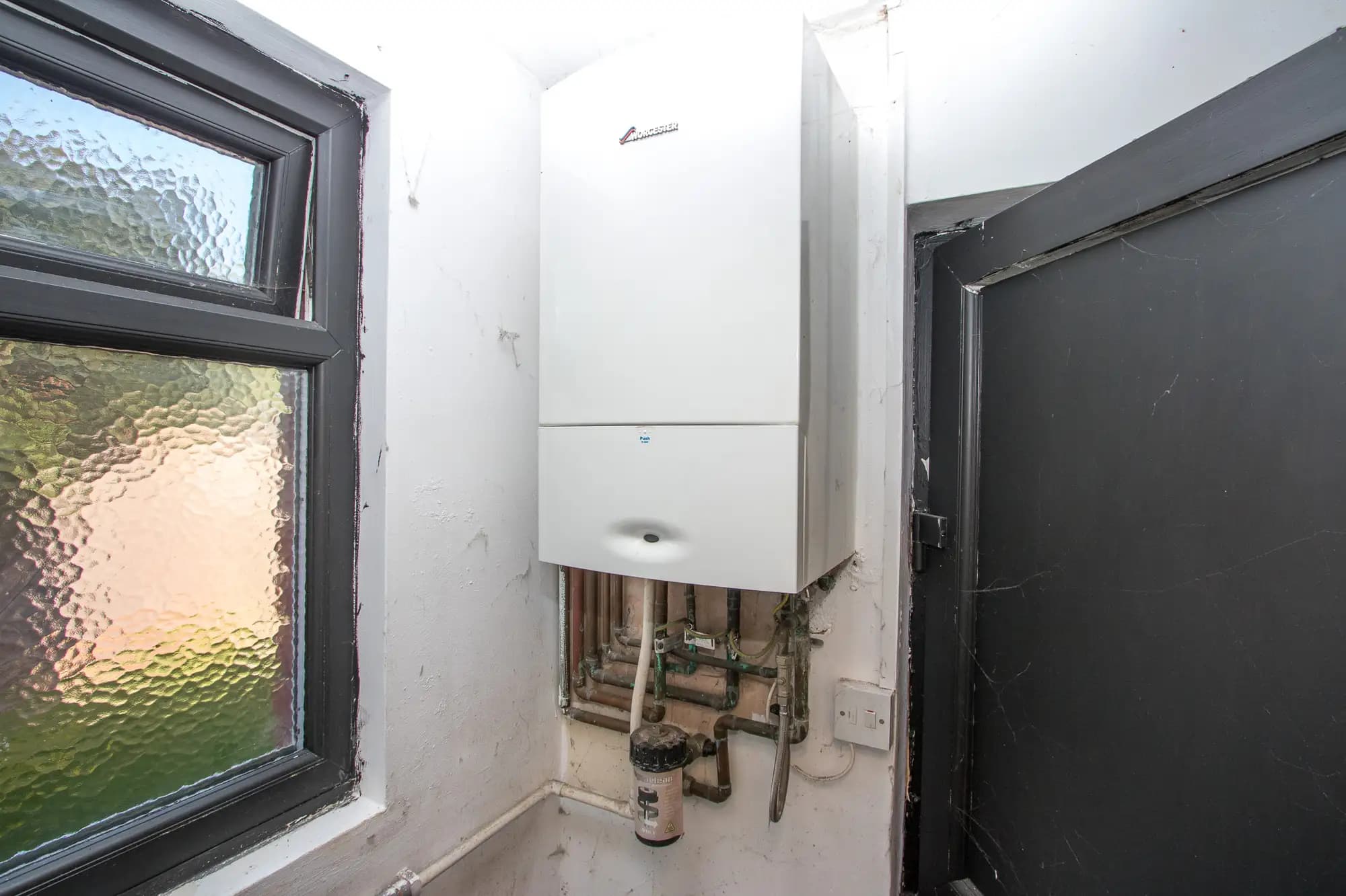 property photo 15 of 18