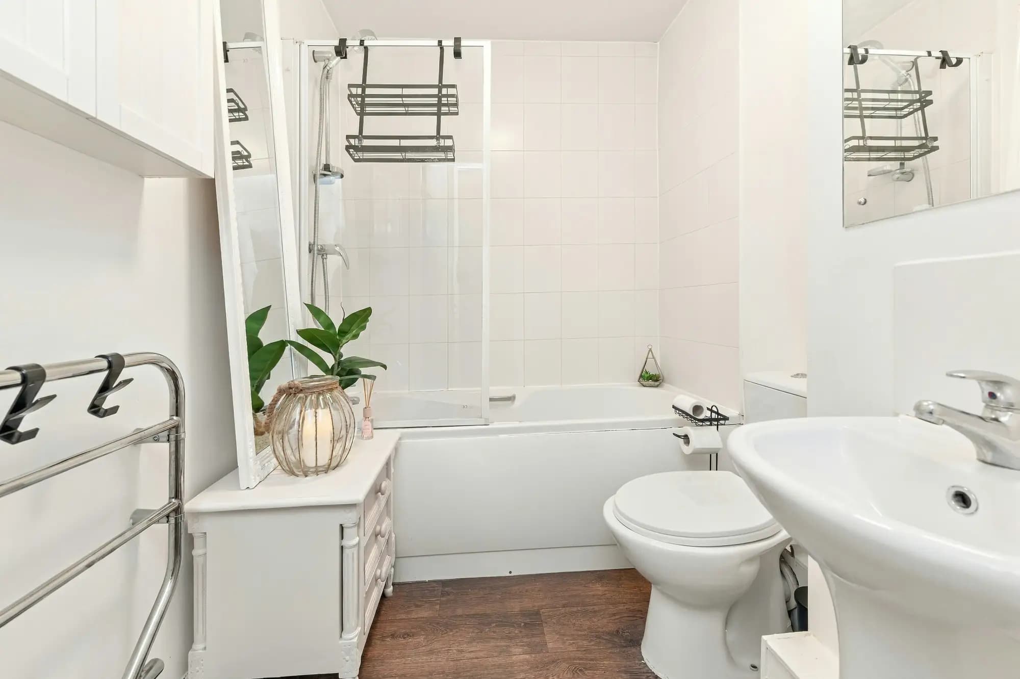 property photo 6 of 16