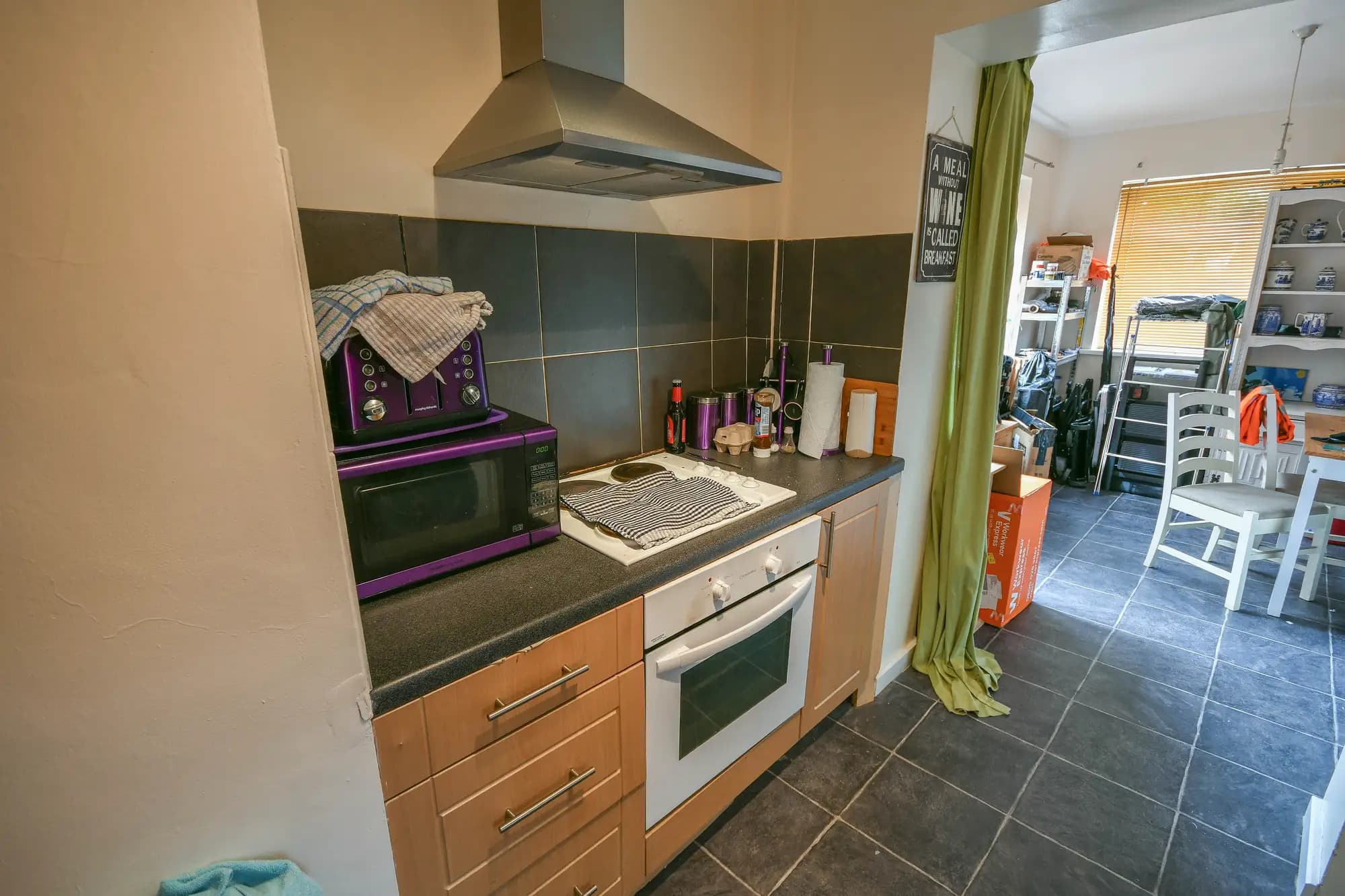 property photo 6 of 20
