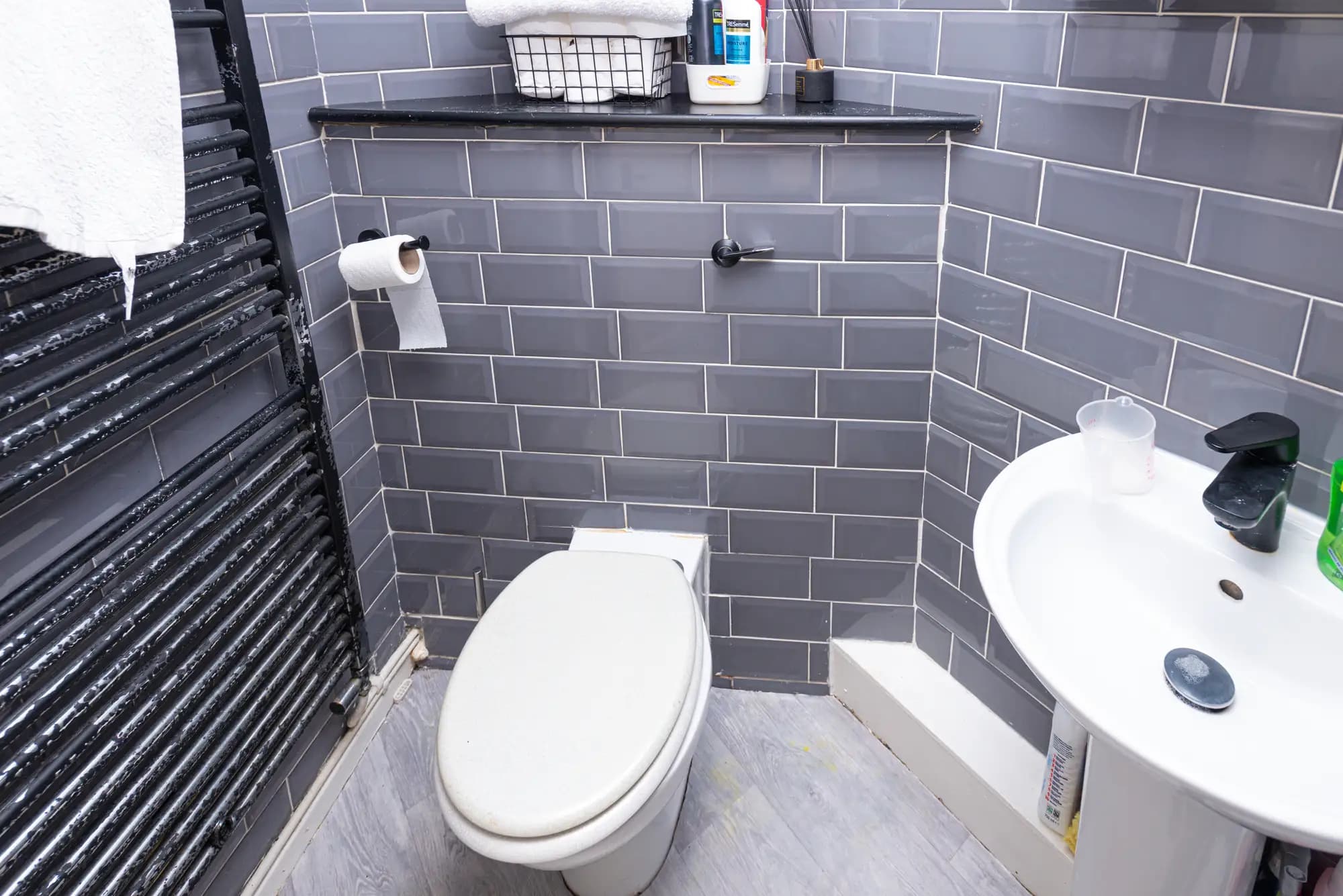 property photo 11 of 20