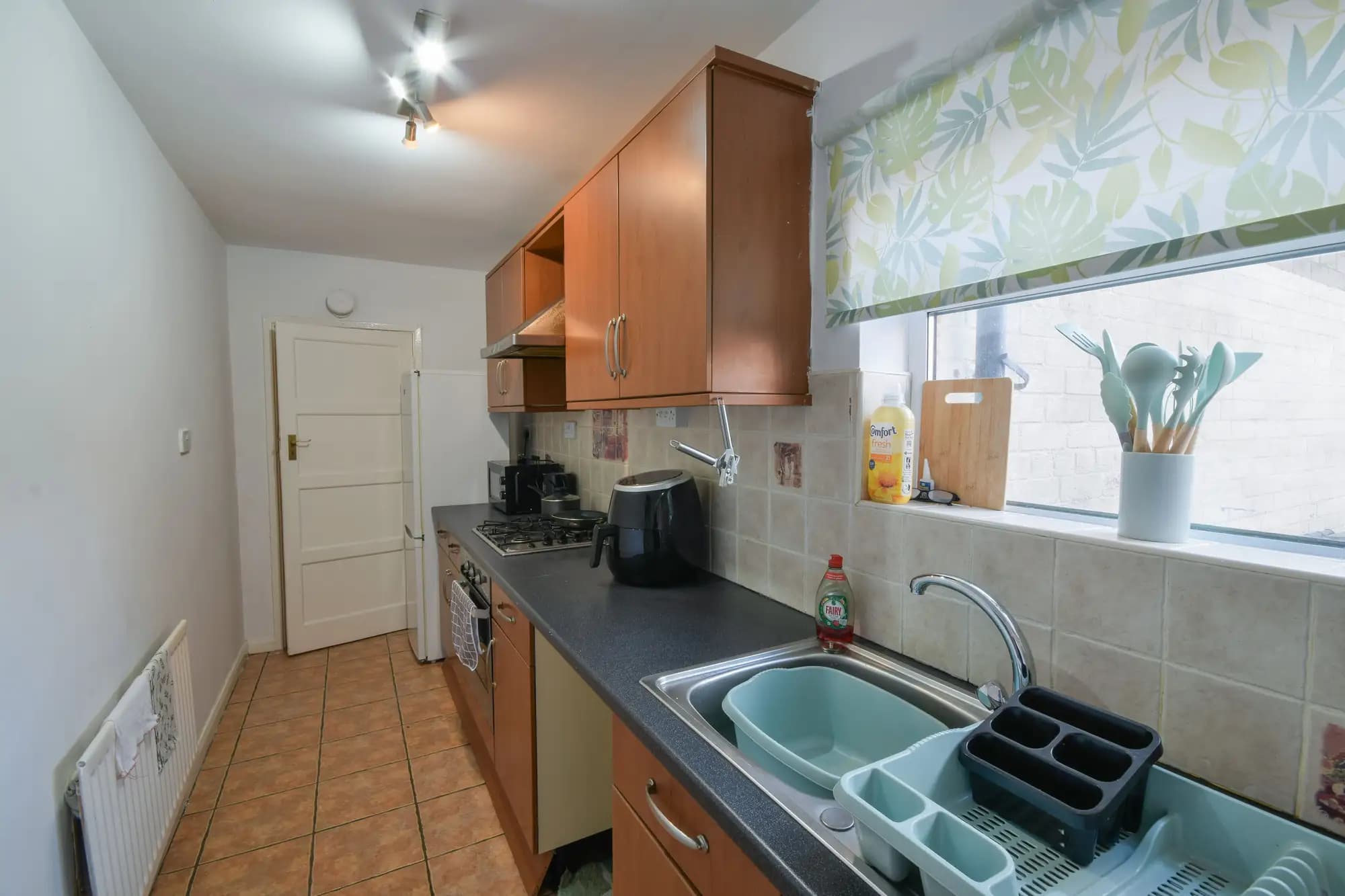 property photo 5 of 25