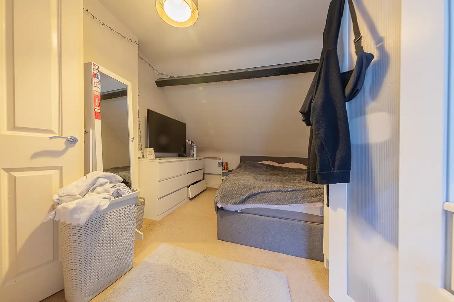 property photo 11 of 25