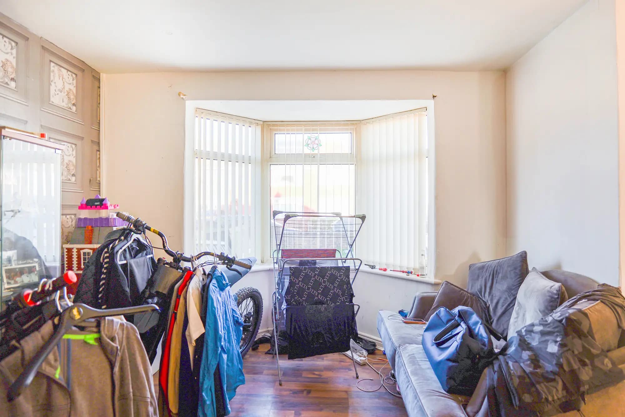 property photo 4 of 20