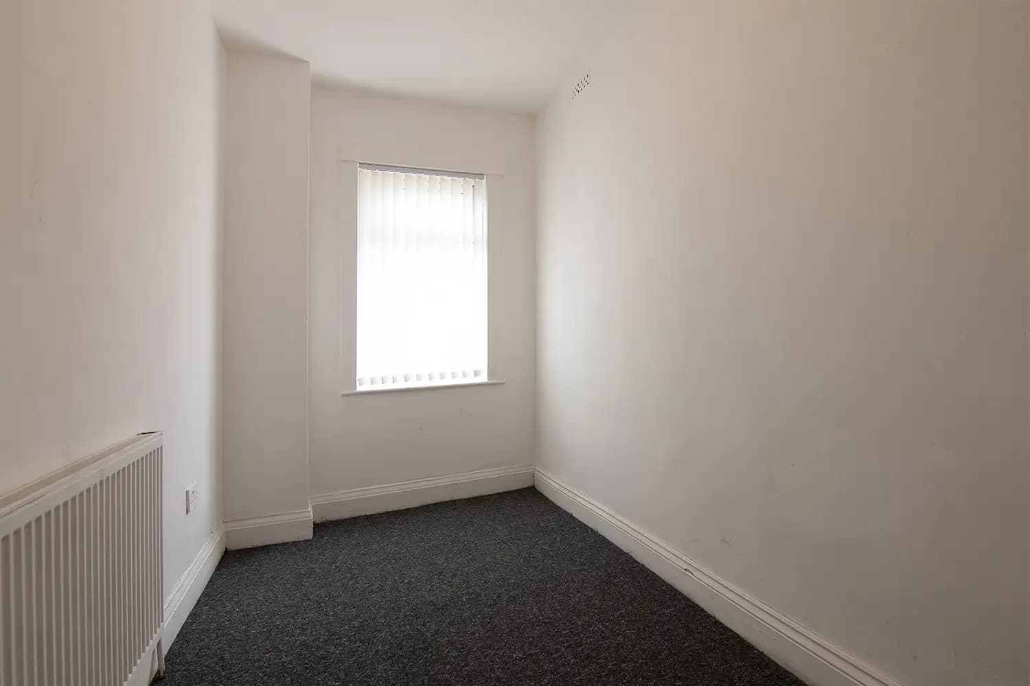 property photo 15 of 30
