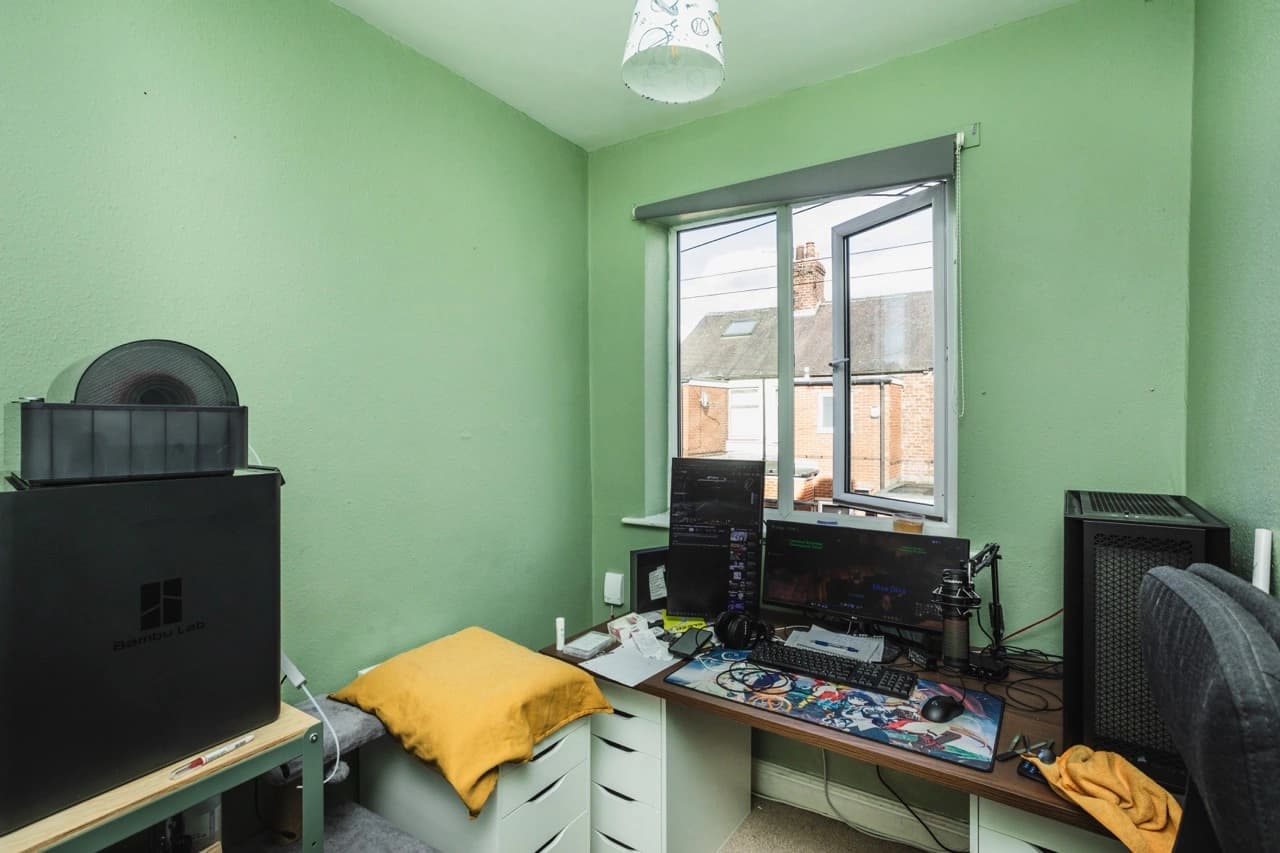 property photo 13 of 22