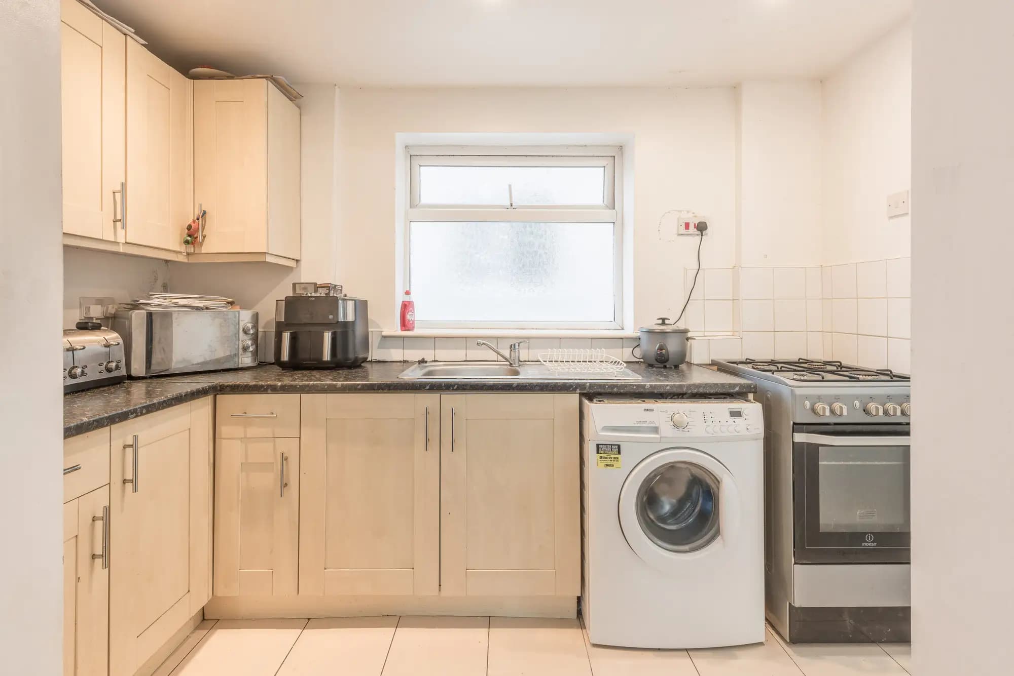 property photo 7 of 37