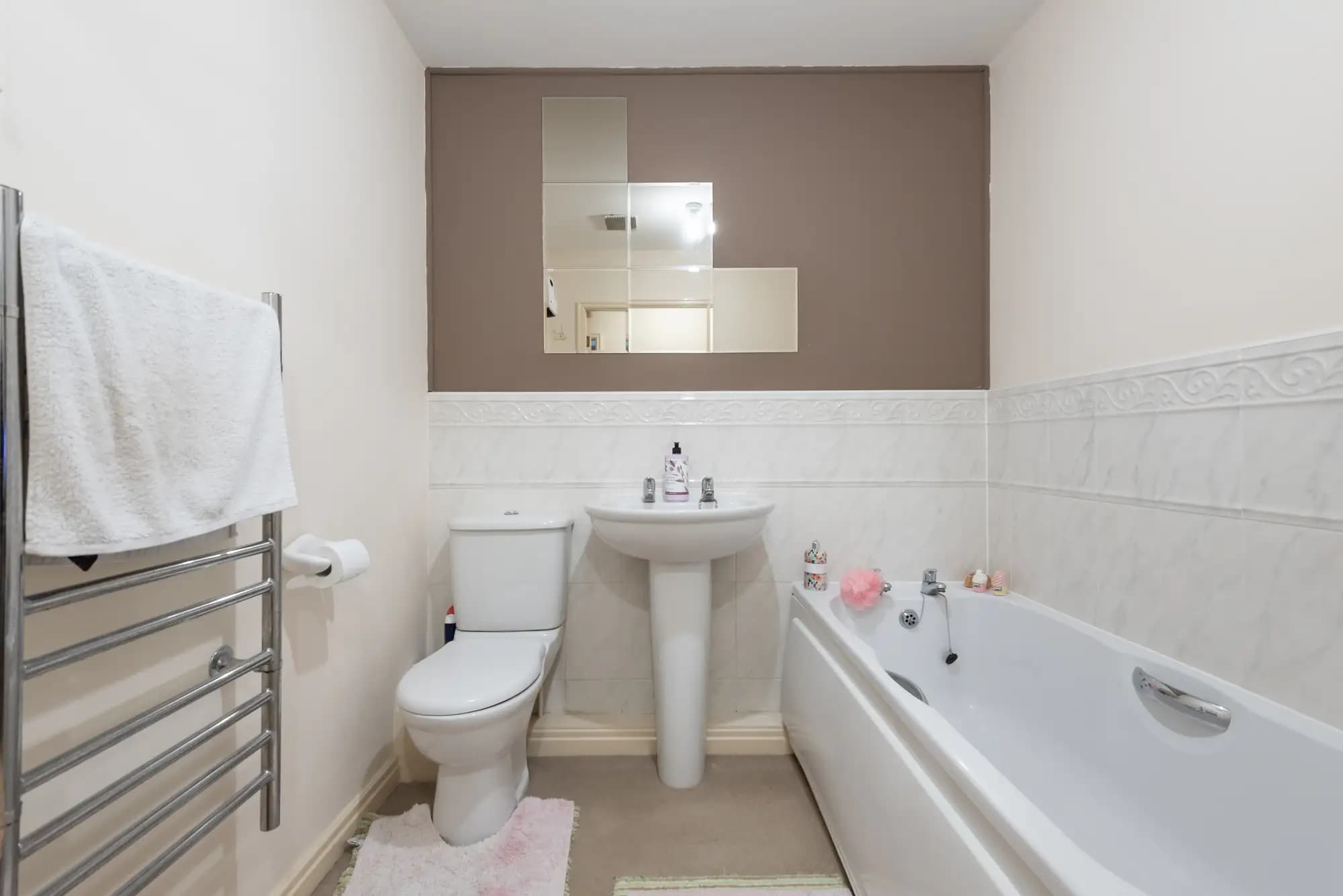 property photo 8 of 21