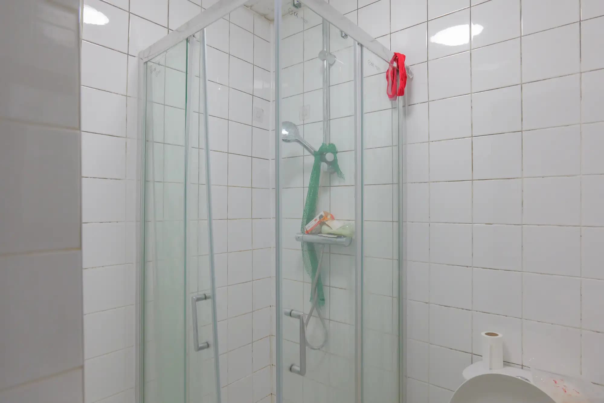 property photo 8 of 17