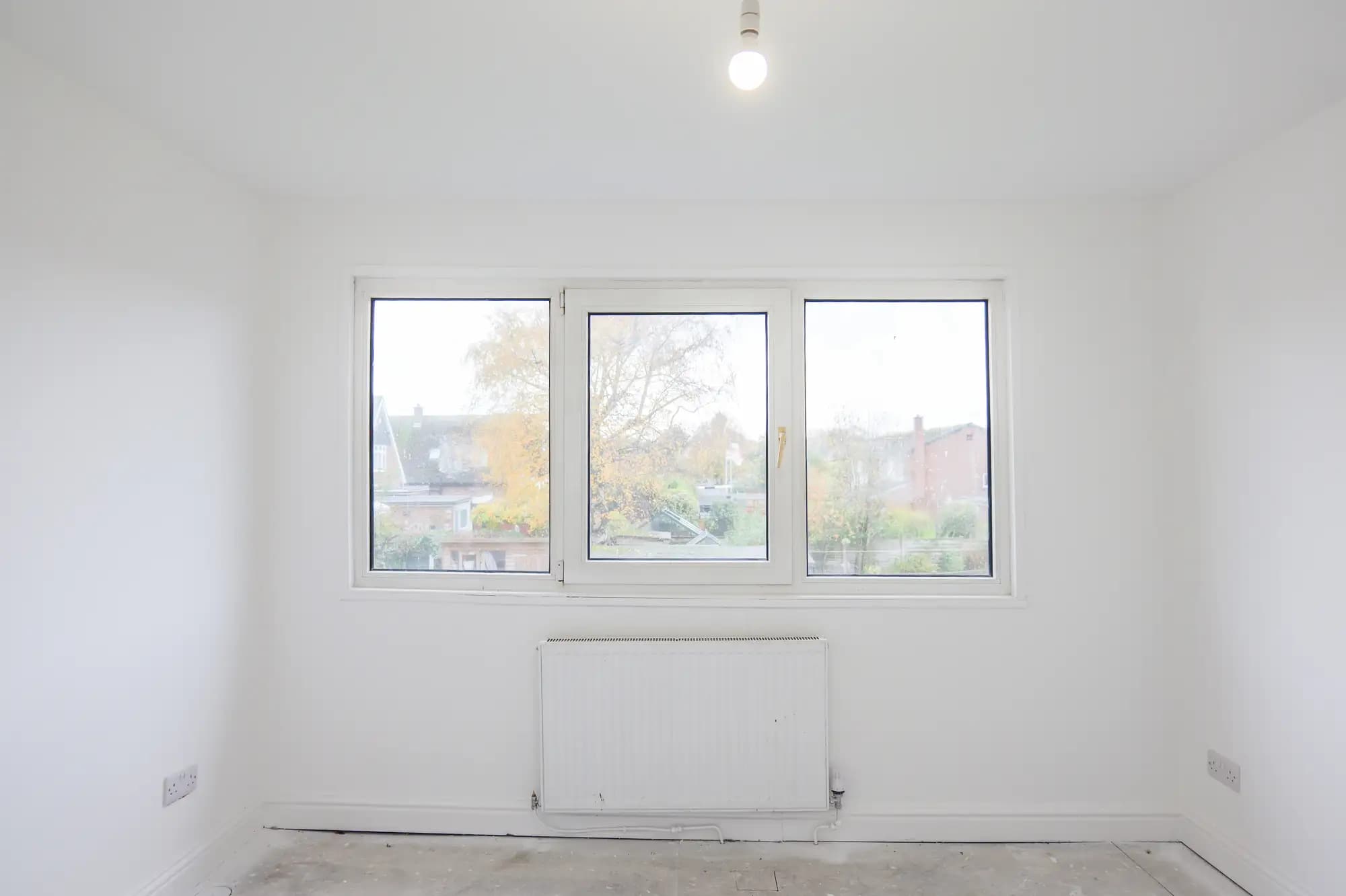 property photo 9 of 16