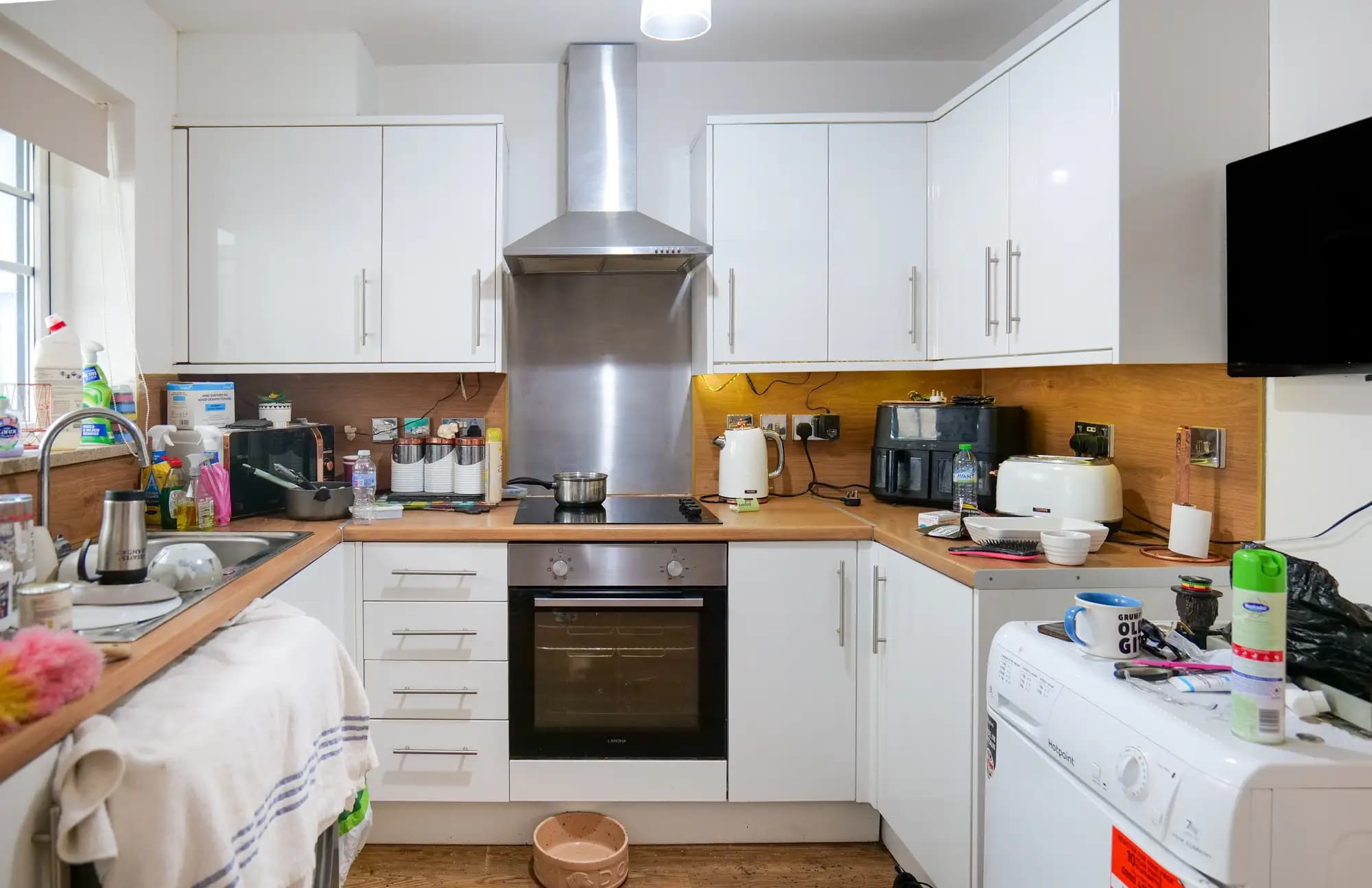 property photo 6 of 18