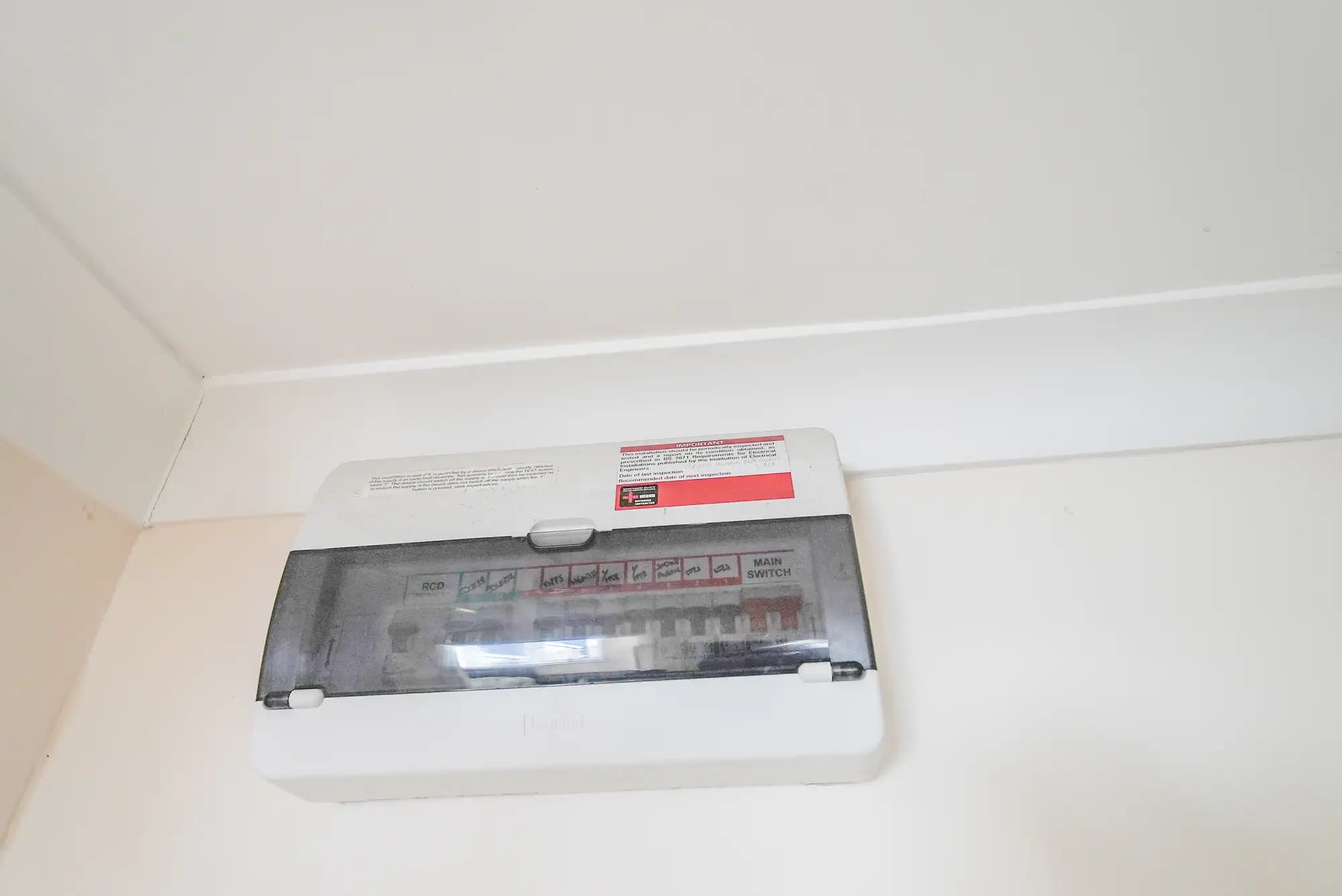 property photo 13 of 17