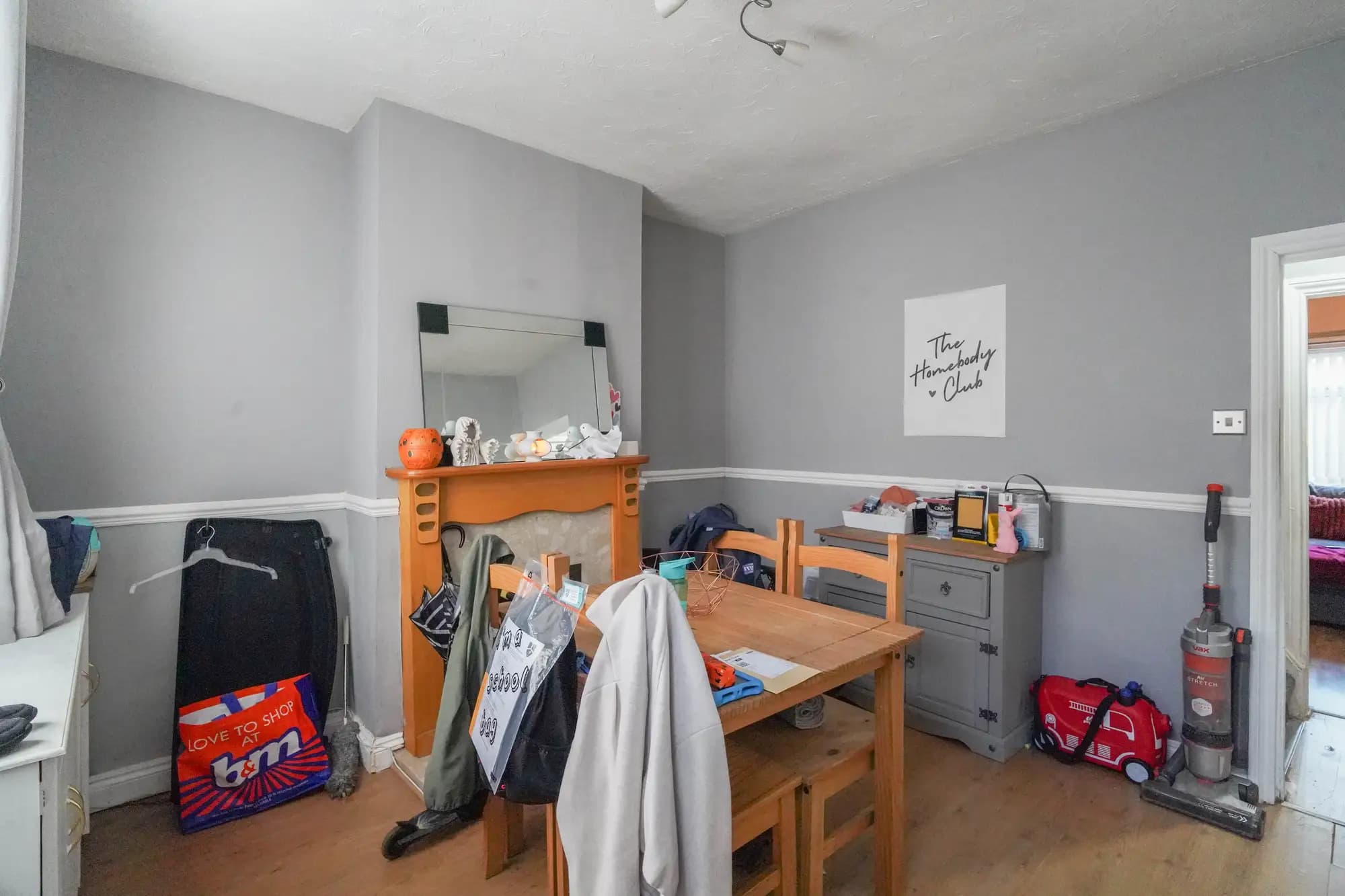 property photo 5 of 21