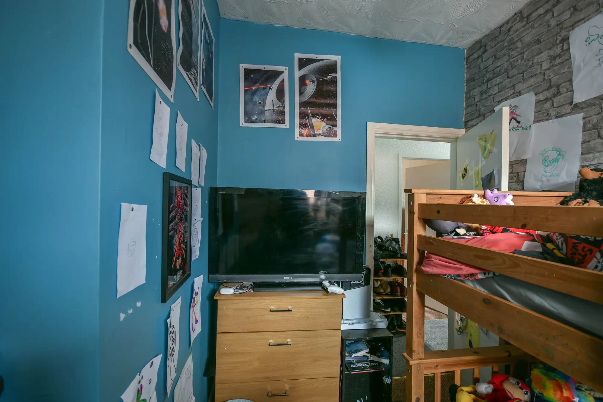 property photo 17 of 22