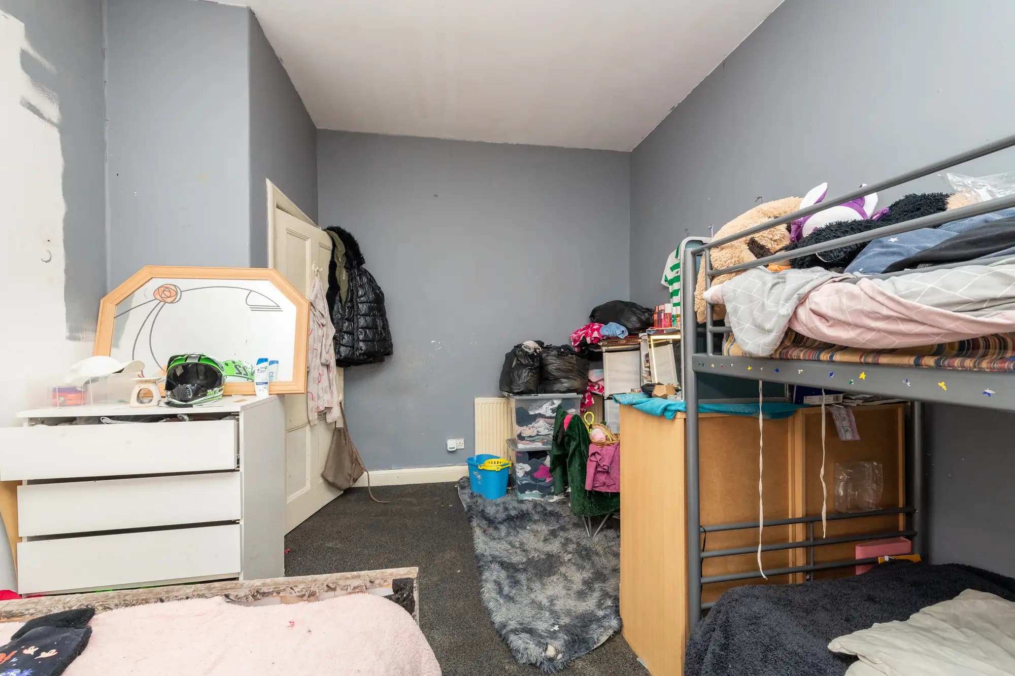 property photo 13 of 30