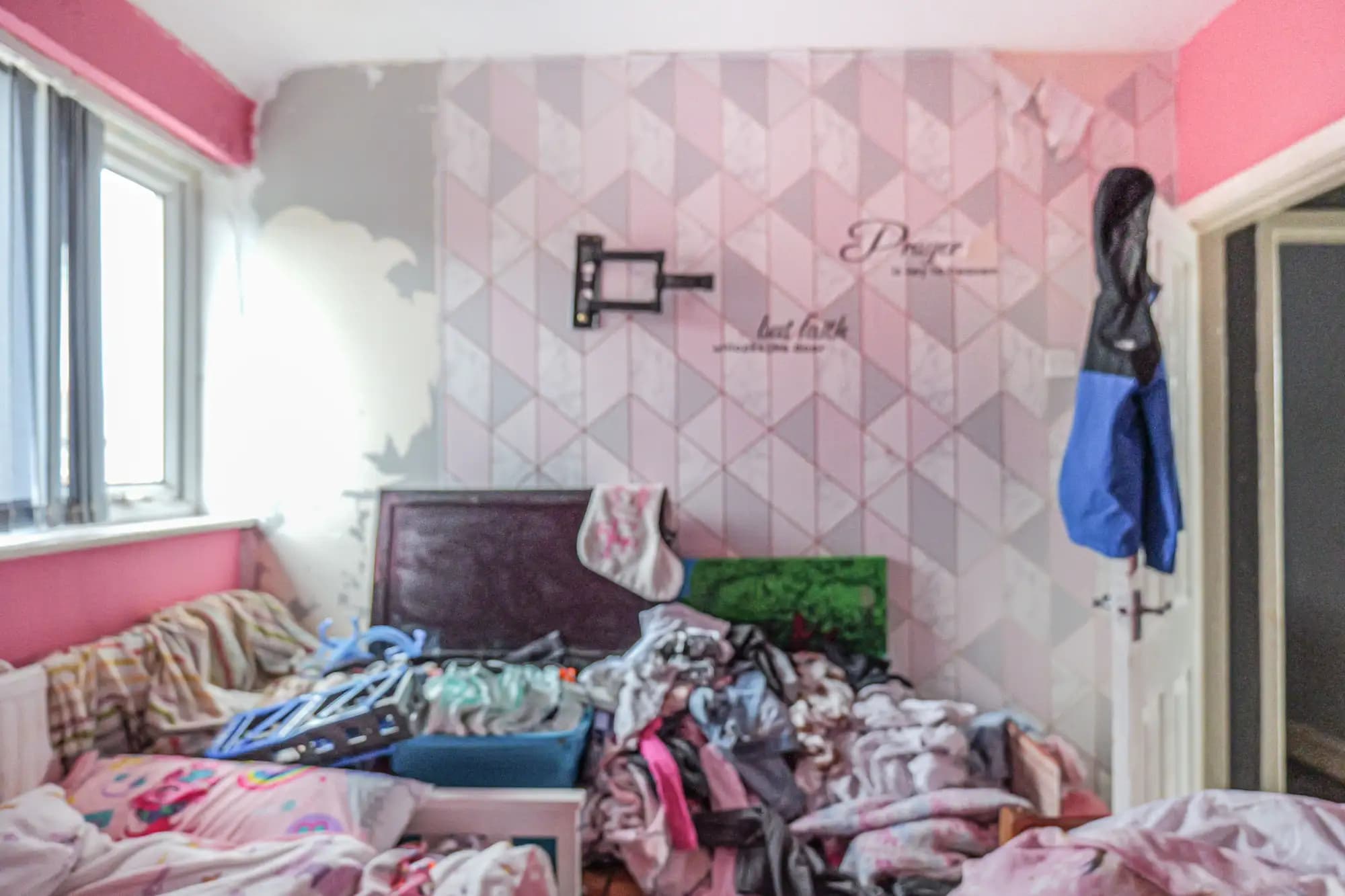 property photo 8 of 23