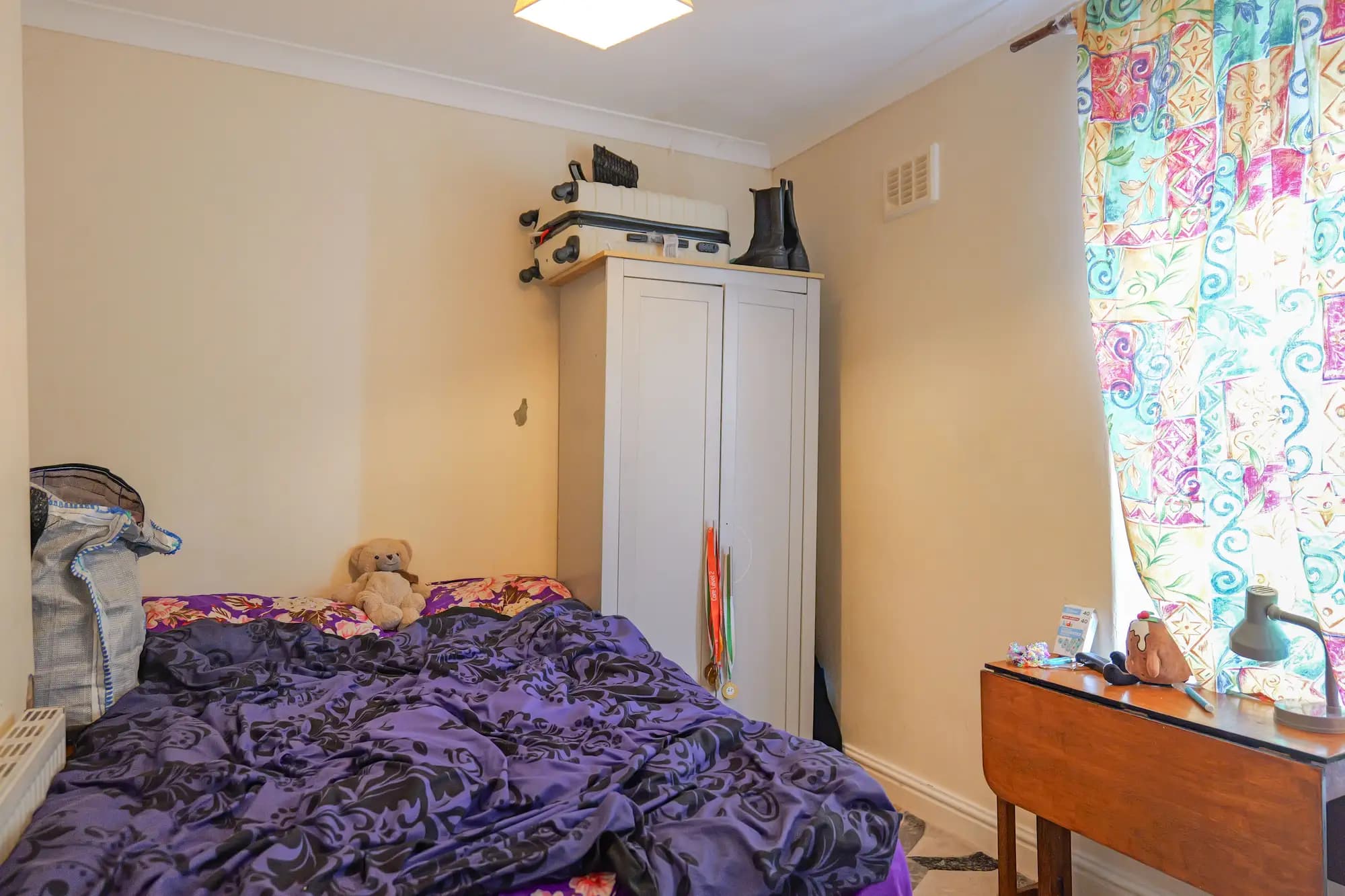 property photo 9 of 12