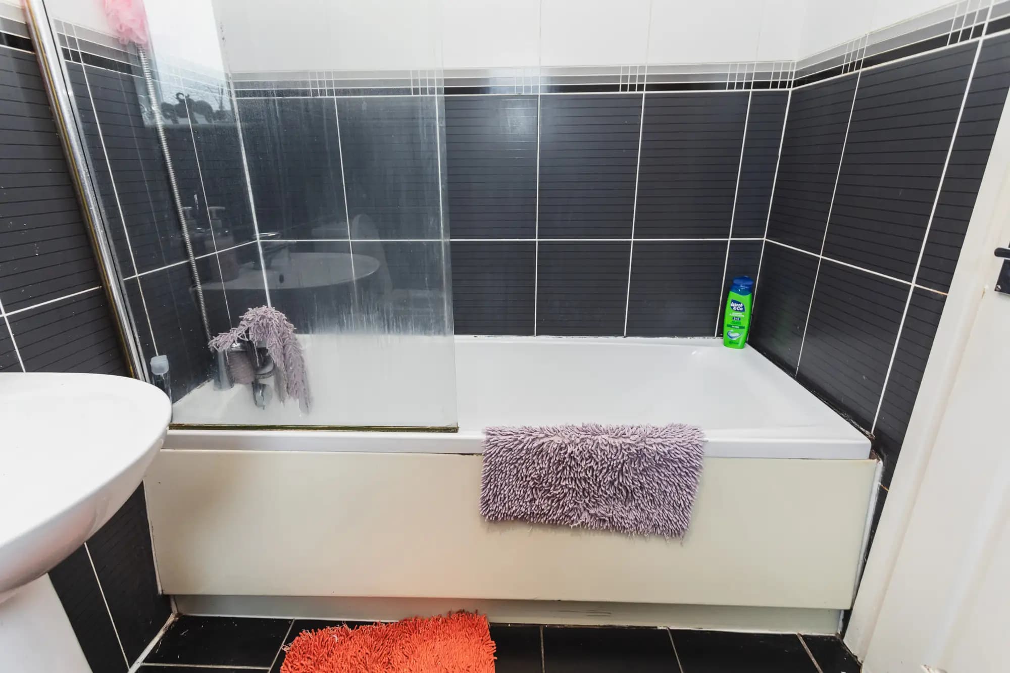 property photo 11 of 31