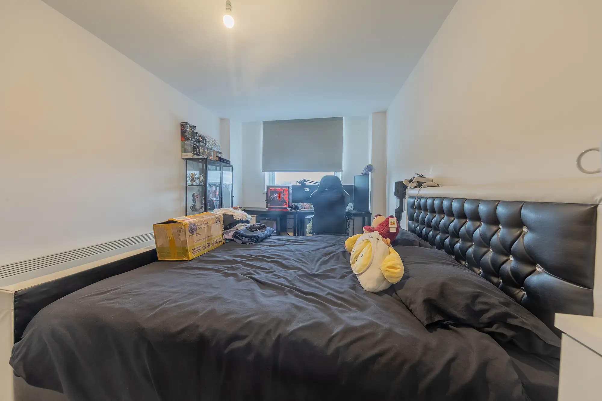 property photo 9 of 19